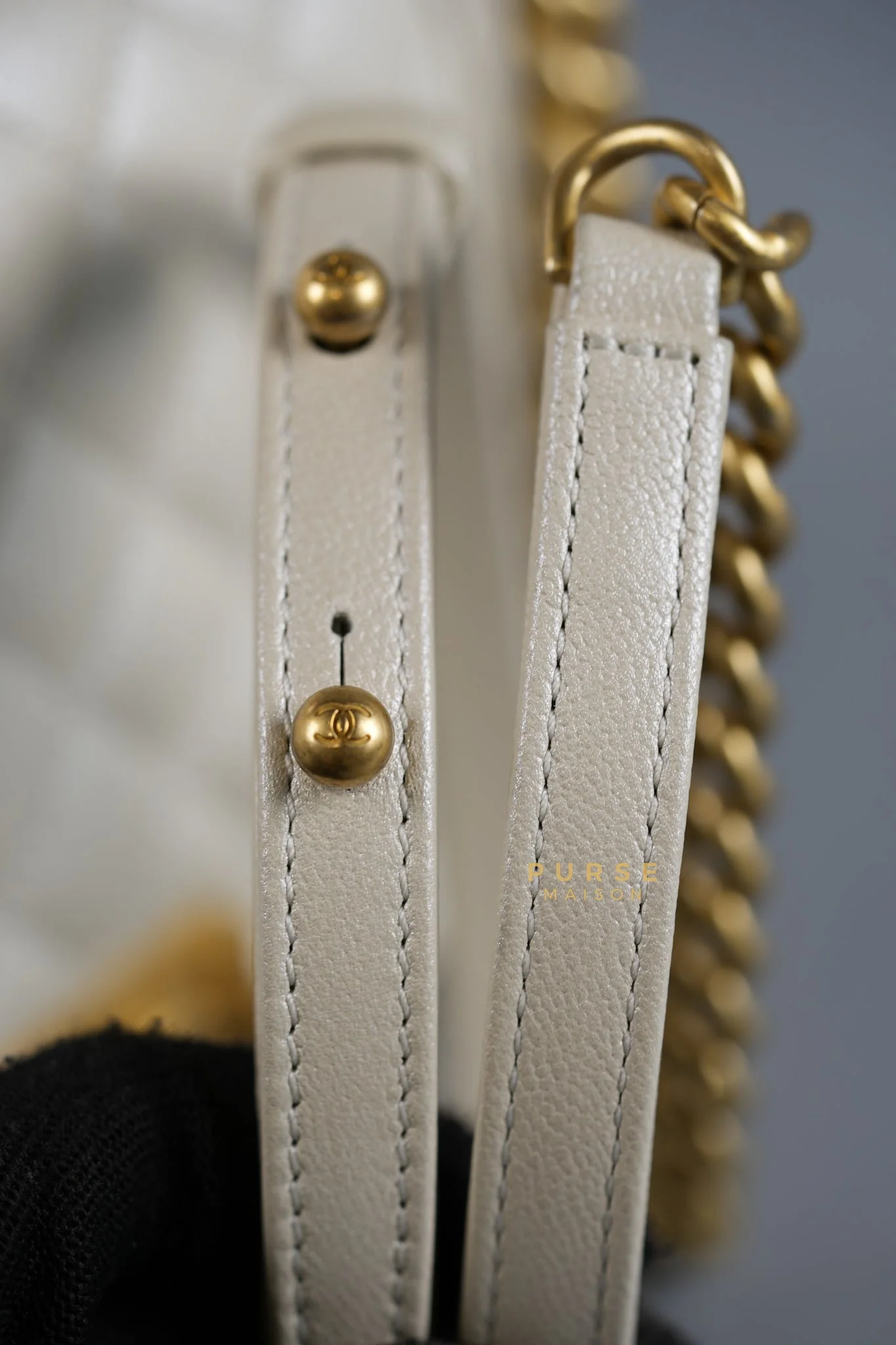 Chanel Boy Crescent Messenger Small Bag in Iridescent White Caviar & Aged Gold Hardware (Microchip) - Image 19
