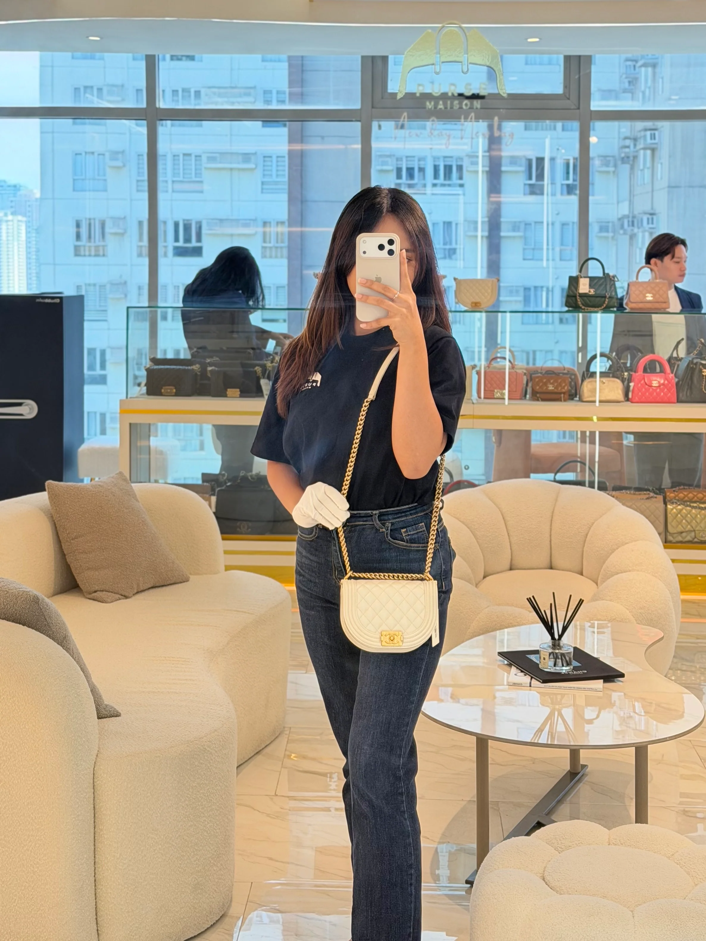 Chanel Boy Crescent Messenger Small Bag in Iridescent White Caviar & Aged Gold Hardware (Microchip) - Image 26