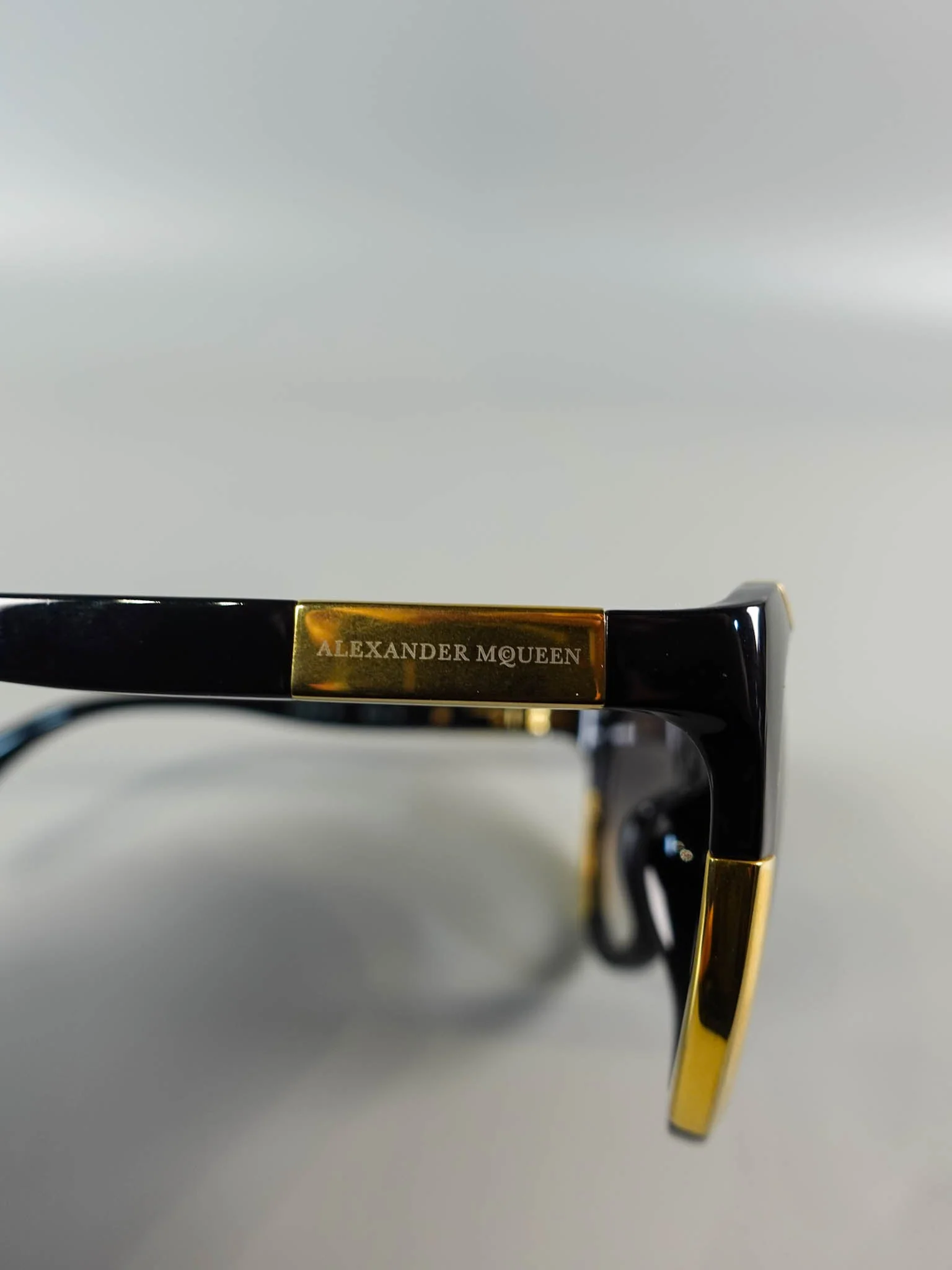Alexander McQueen AM0007SA CAT.2 Sunglasses - Image 14