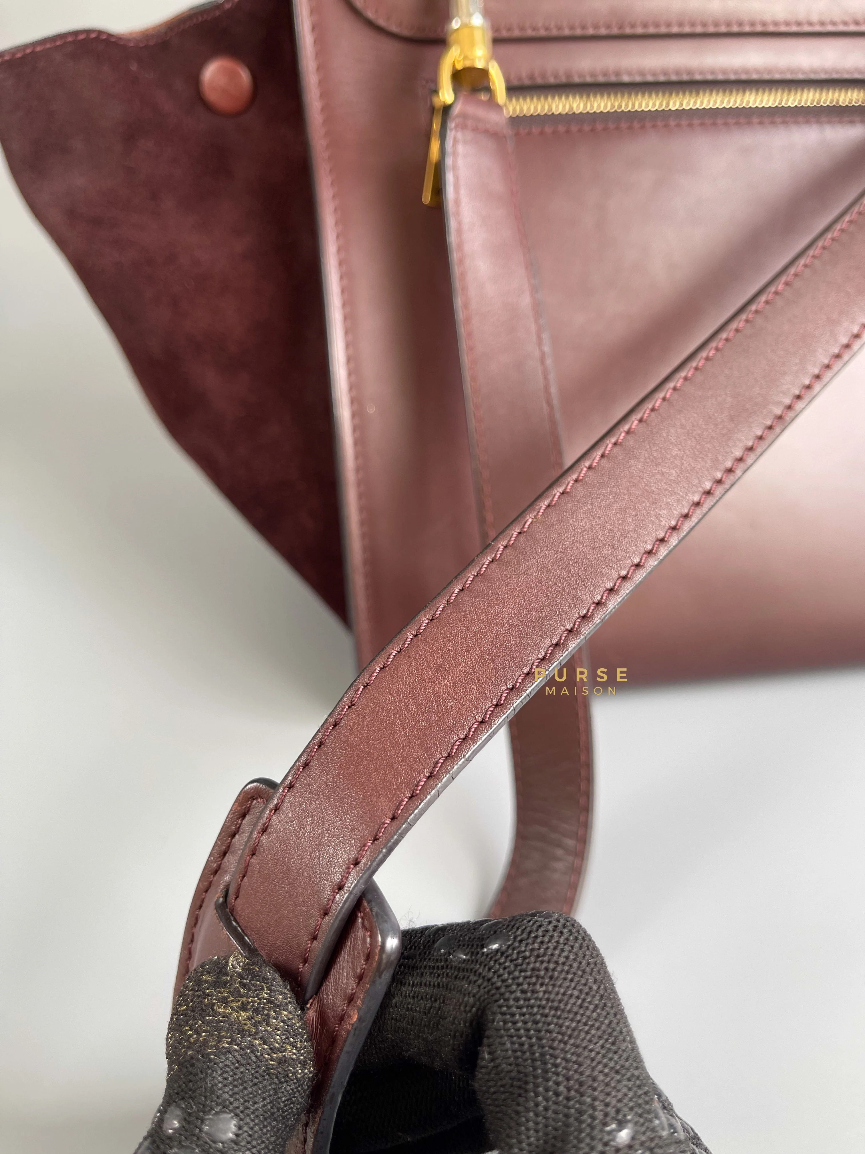 Celine Celine Burgundy Smooth Calfskin Suede Medium Trapeze Long Strap Bag - Image 41