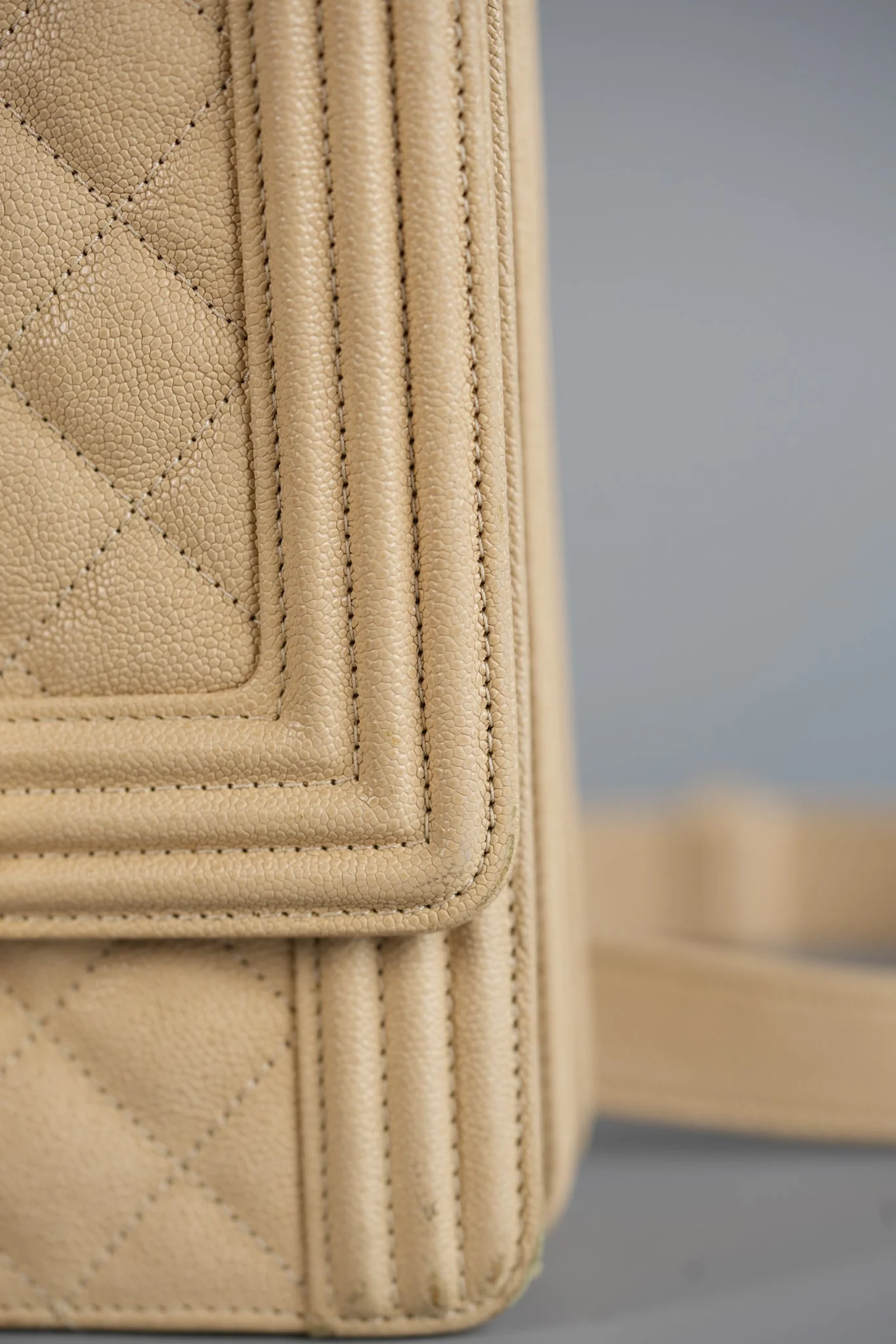 Chanel Cruise Boy North South in Light Beige Caviar Leather and Light Gold Hardware Series 29 - Image 22