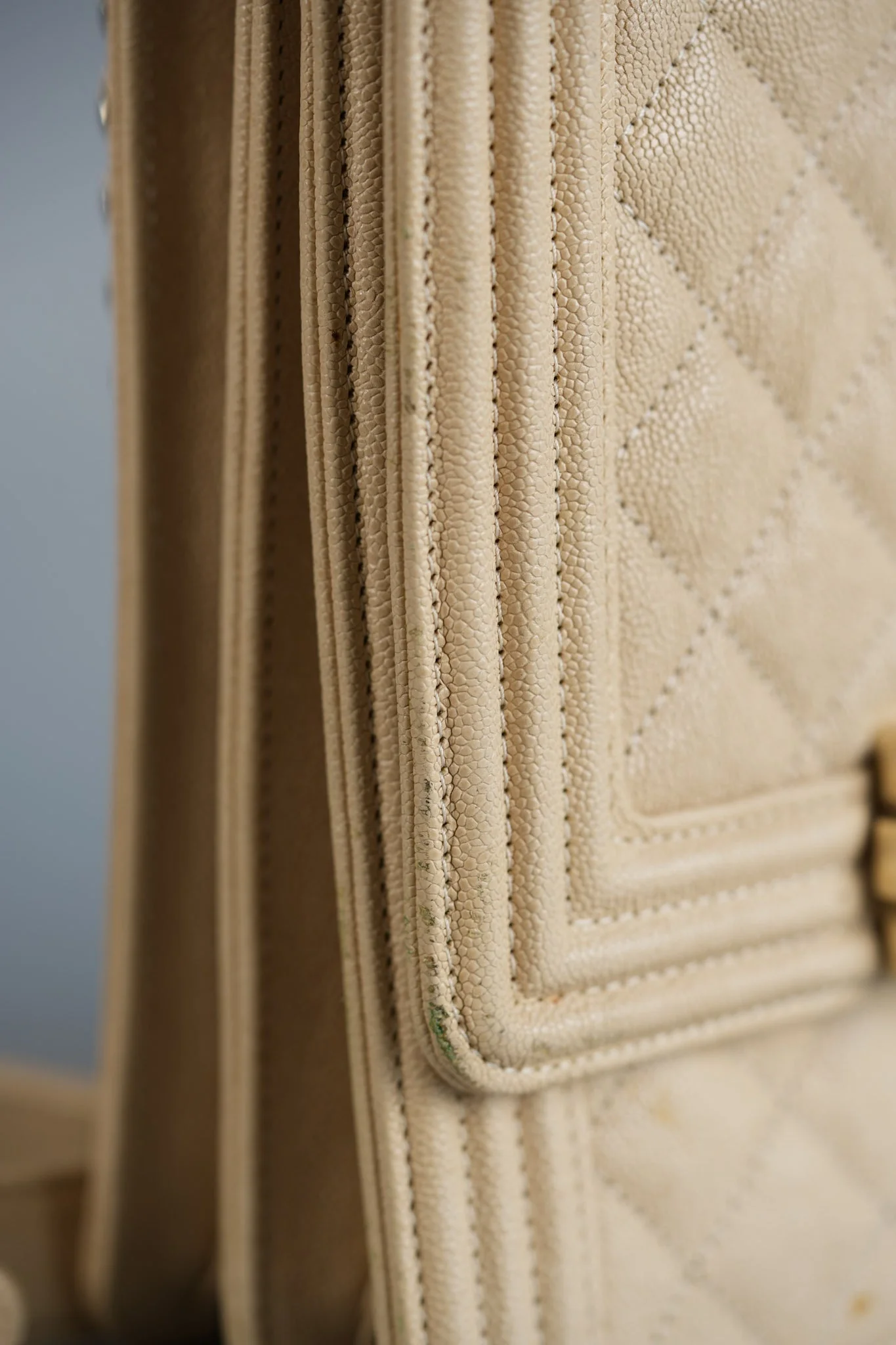 Chanel Cruise Boy North South in Light Beige Caviar Leather and Light Gold Hardware Series 29 - Image 24