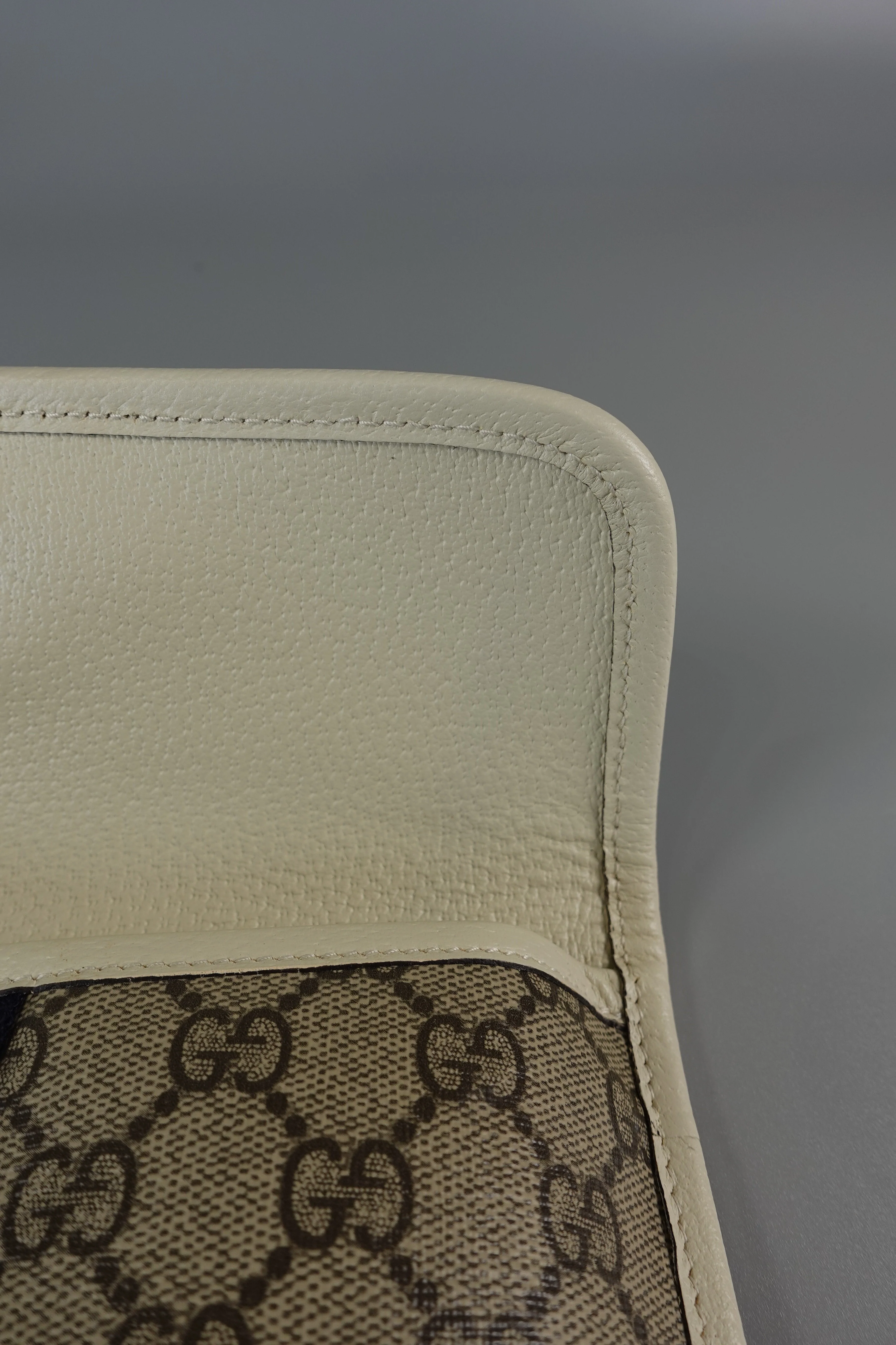 Gucci GG Supreme Web Canvas White Ophidia Belt Bag - Image 19