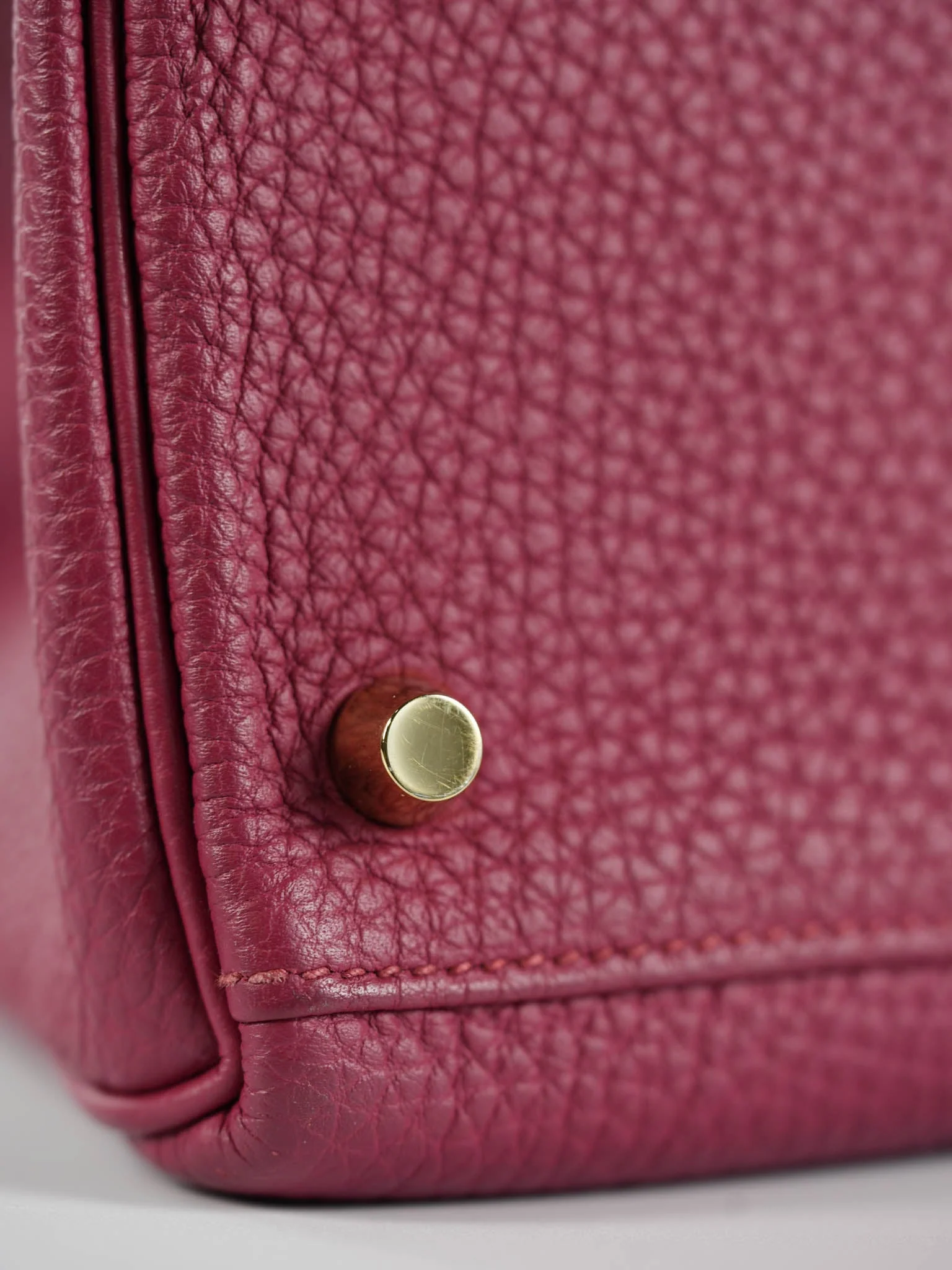Hermes Kelly 32 Rubis Veau Togo Leather Gold Hardware Stamp T (2015) - Image 14