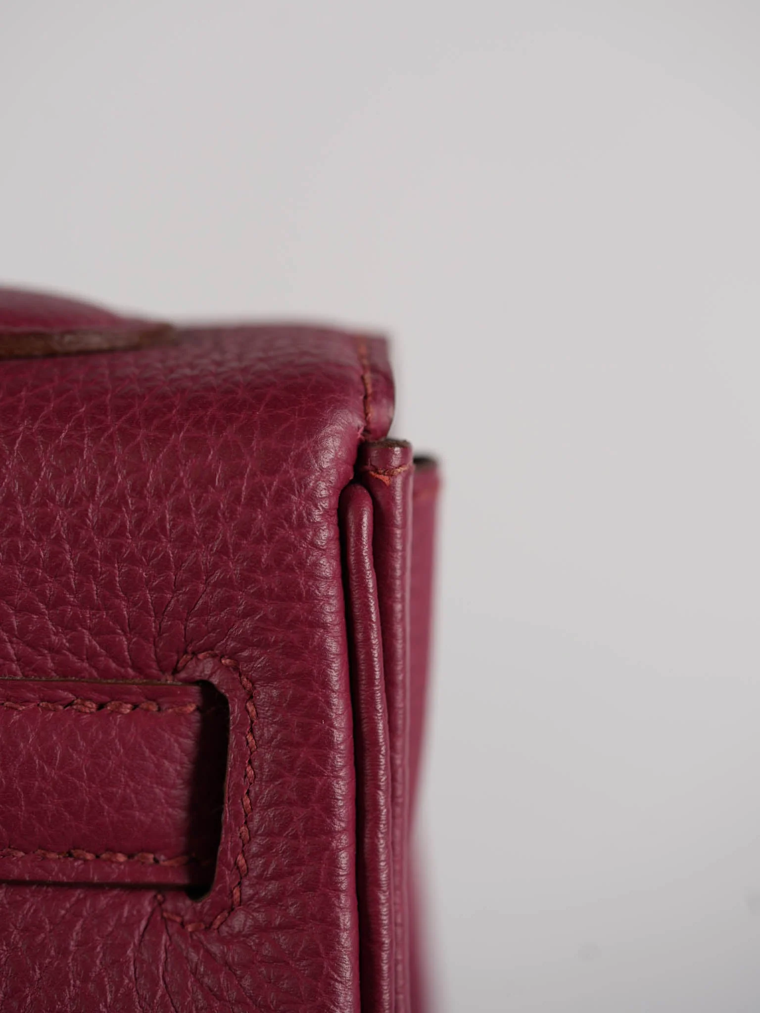 Hermes Kelly 32 Rubis Veau Togo Leather Gold Hardware Stamp T (2015) - Image 23