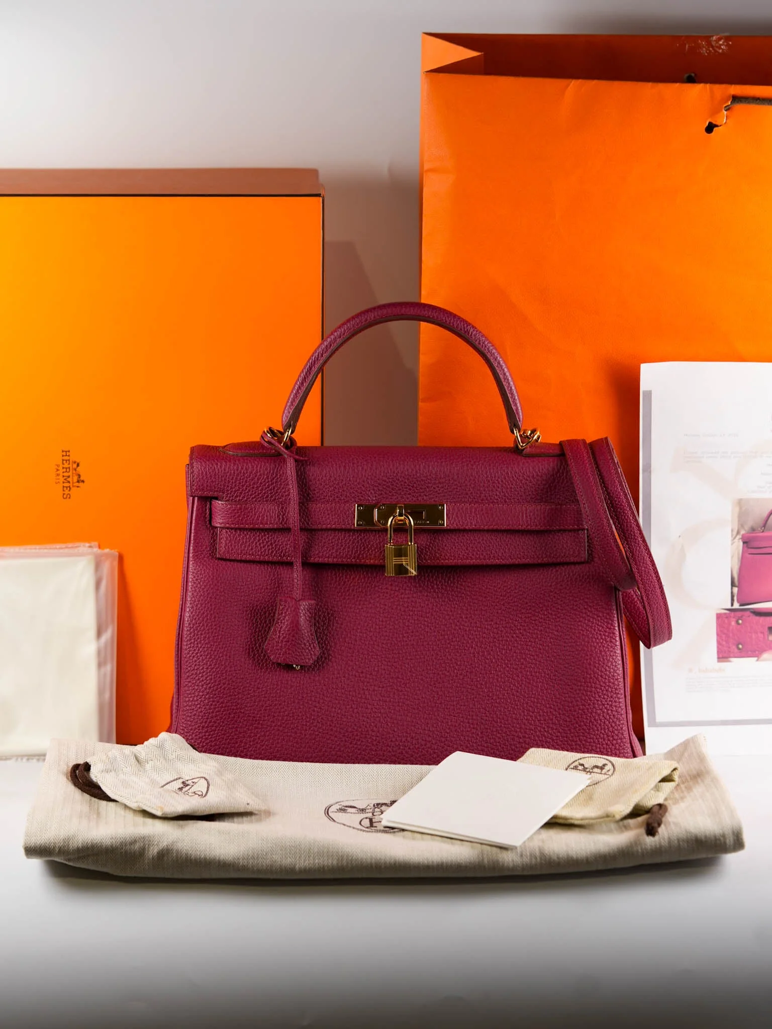Hermes Kelly 32 Rubis Veau Togo Leather Gold Hardware Stamp T (2015) - Image 33