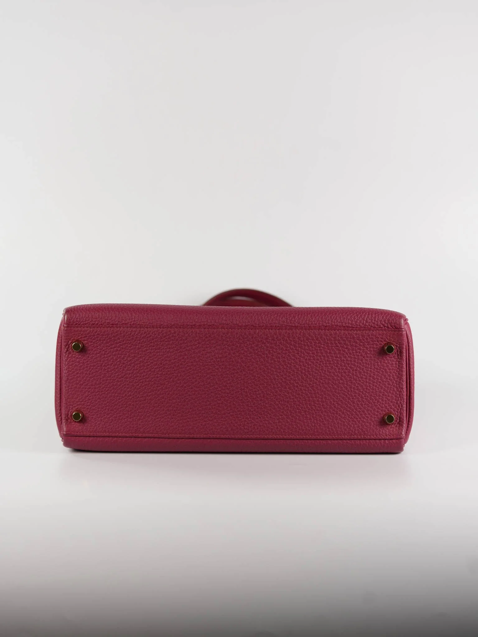 Hermes Kelly 32 Rubis Veau Togo Leather Gold Hardware Stamp T (2015) - Image 5