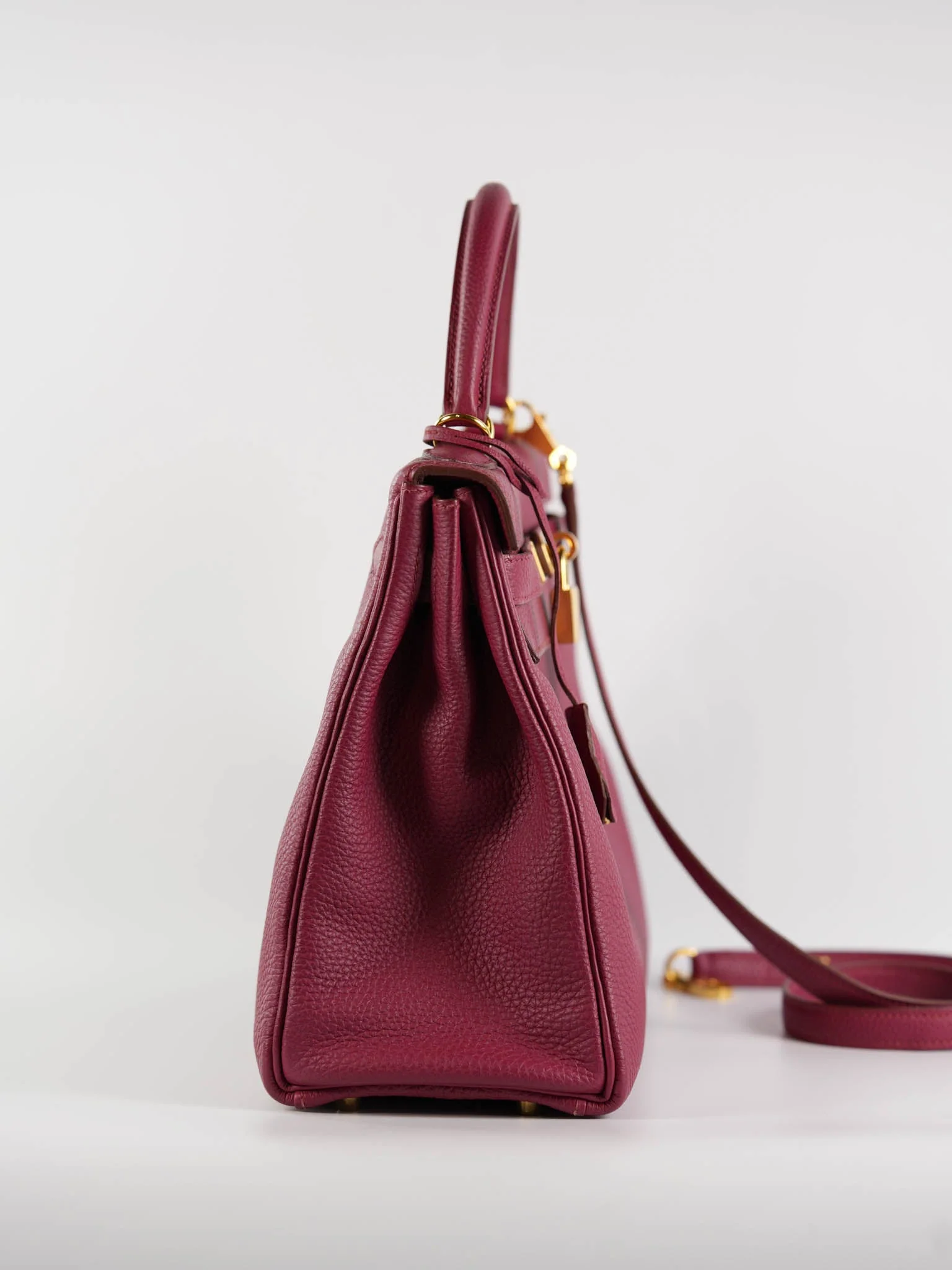 Hermes Kelly 32 Rubis Veau Togo Leather Gold Hardware Stamp T (2015) - Image 6