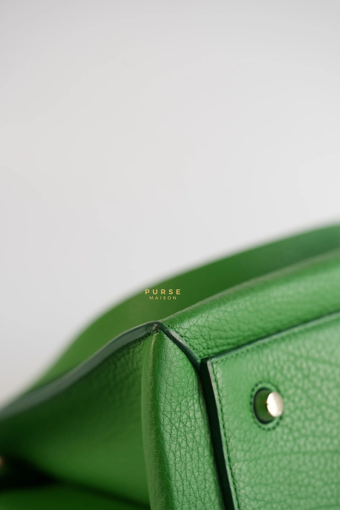 Celine Edge Medium Hand Bag in Green Leather - Image 15