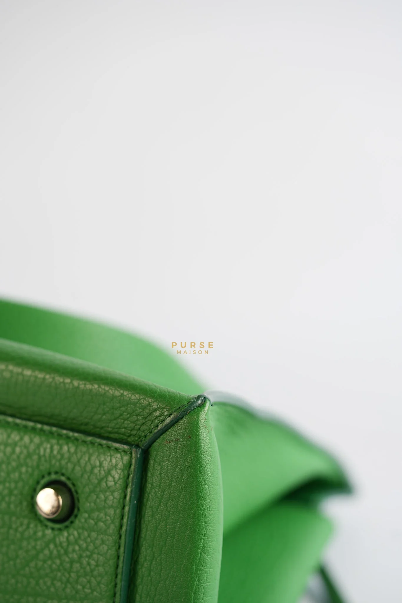 Celine Edge Medium Hand Bag in Green Leather - Image 16