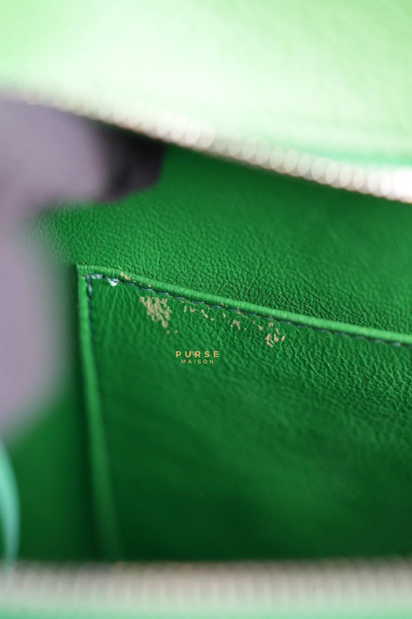 Celine Edge Medium Hand Bag in Green Leather - Image 30