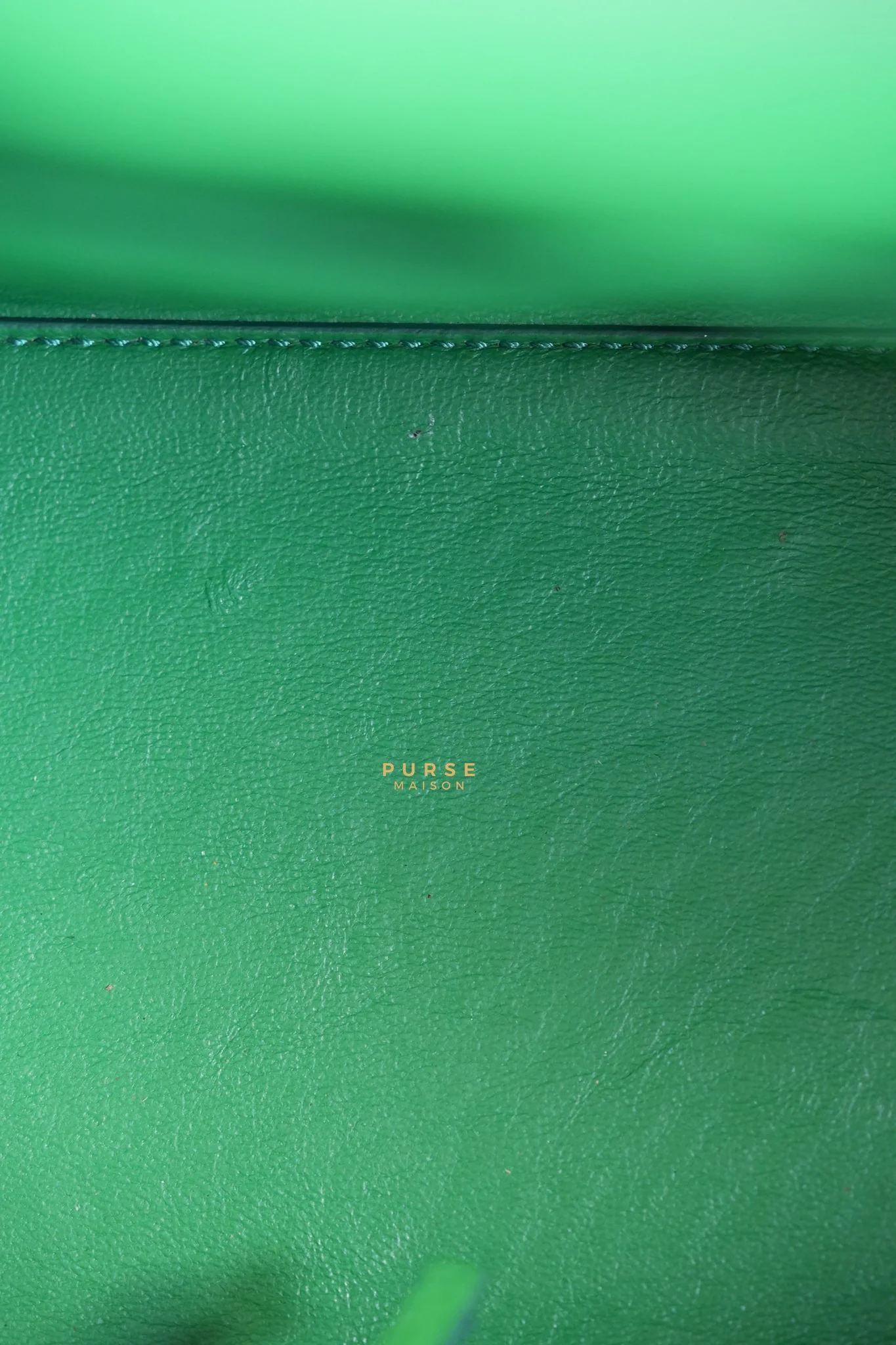 Celine Edge Medium Hand Bag in Green Leather - Image 34