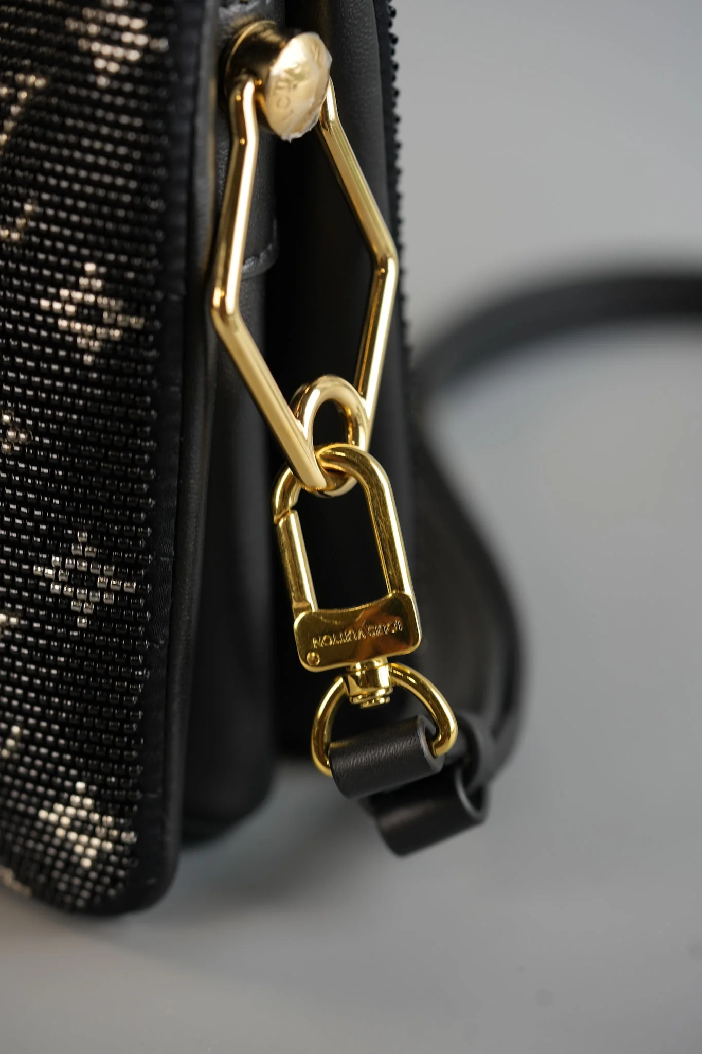 Louis Vuitton Coussin BB in Monogram Beads Noir (Microchip) - Image 8
