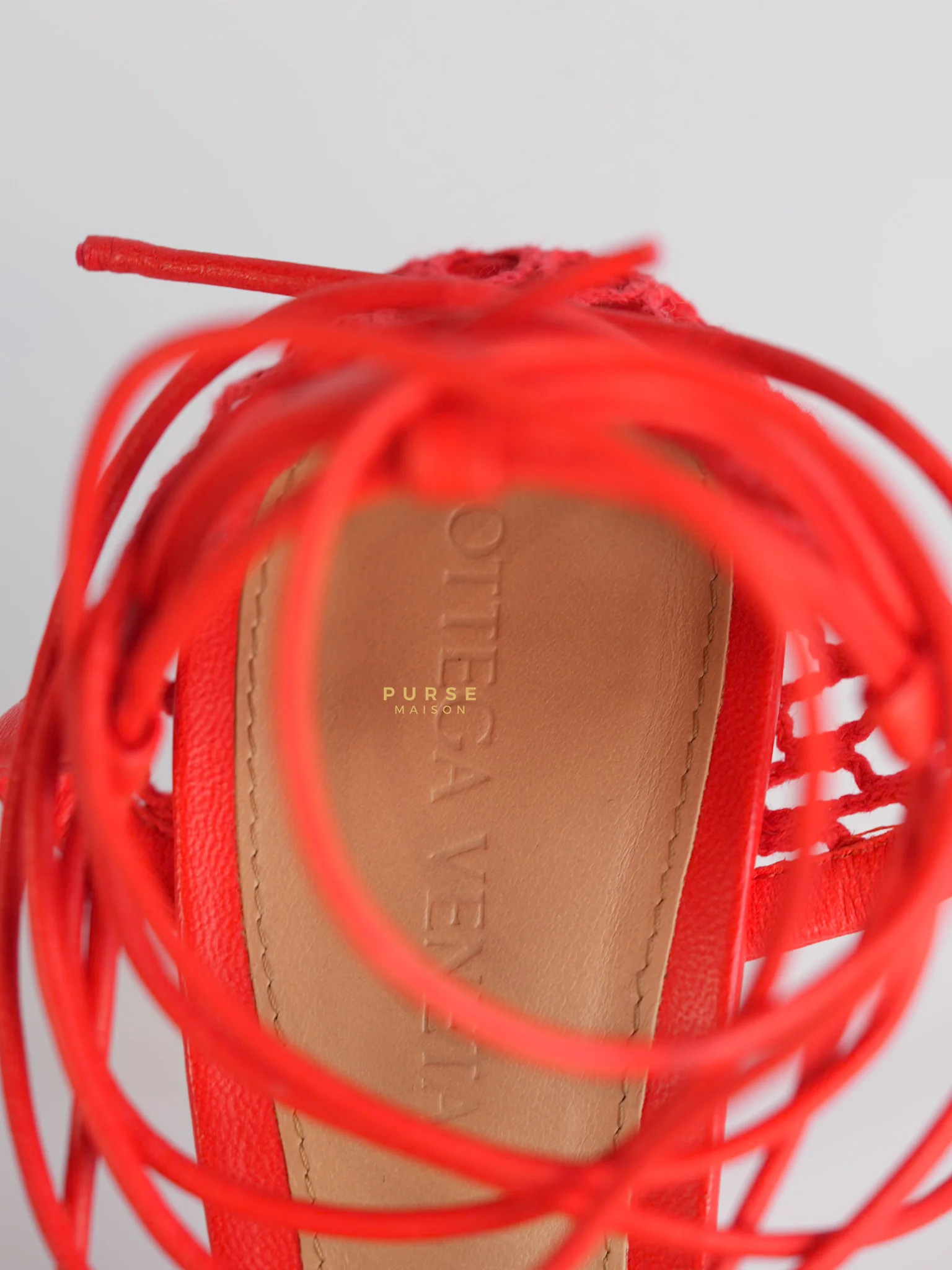 Bottega Veneta Coral Red Mesh and Leather Stretch Wrap Pumps Size 37 - Image 15
