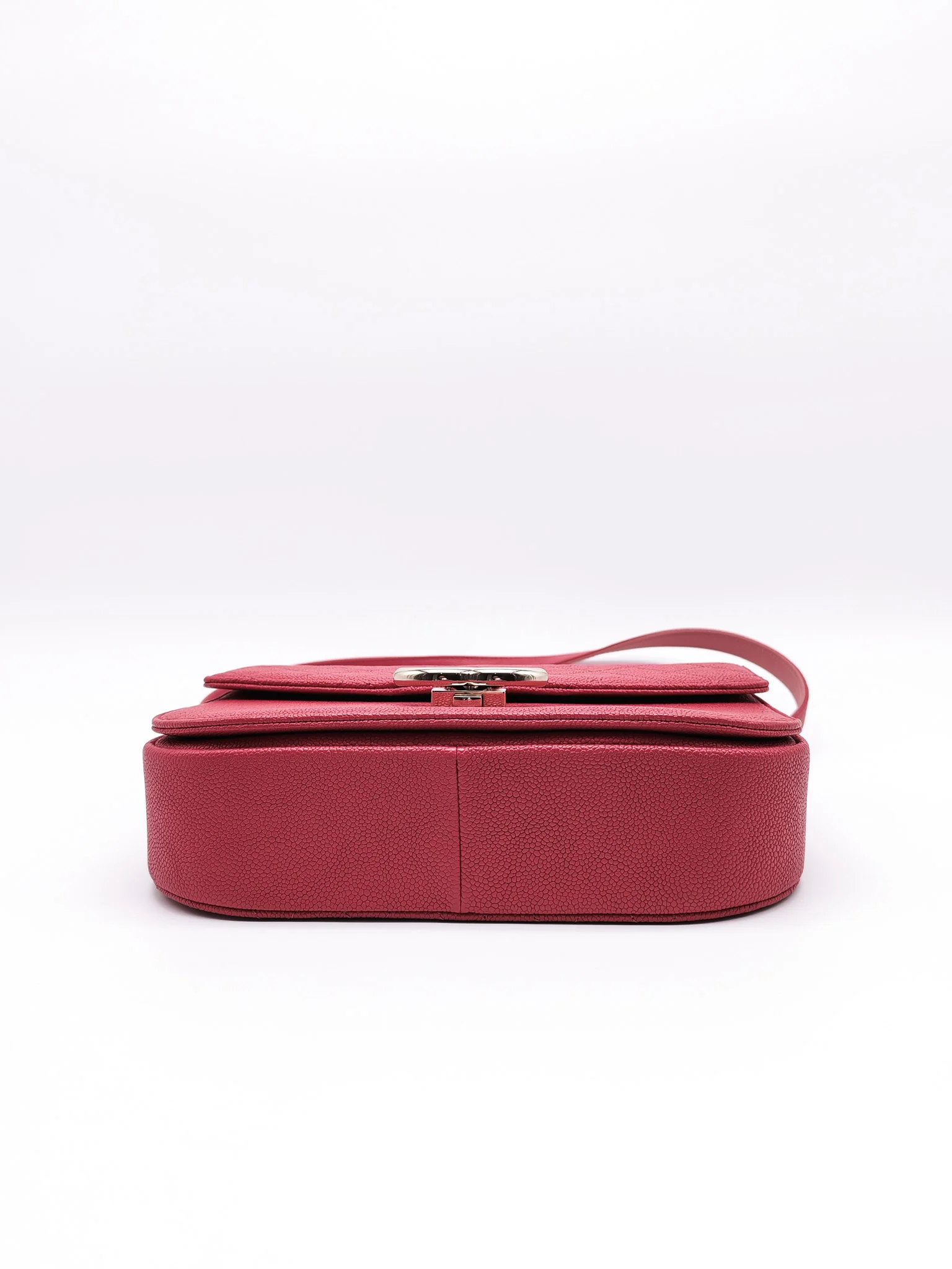 Chanel Paris-Cuba Thread Around Flap in Red Caviar Leather and Light Gold Hardware Series 25 - Image 7