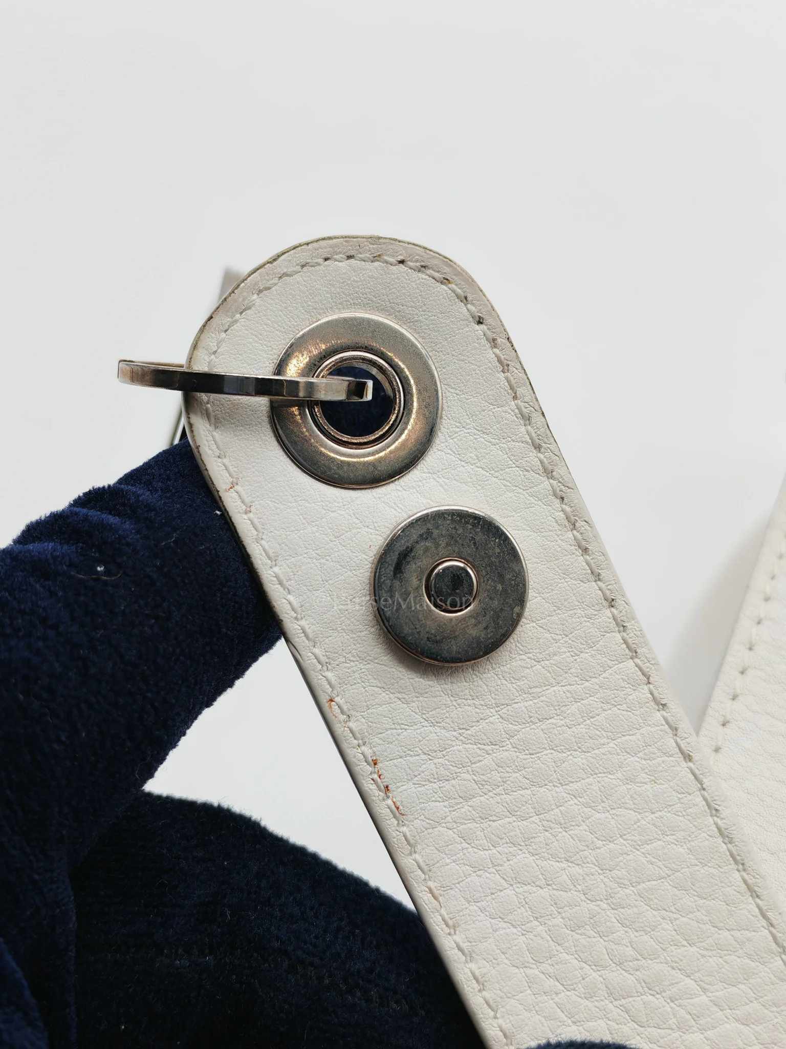Christian Dior D Charm Pochette Shoulder Bag in White & Silver Hardware - Image 47