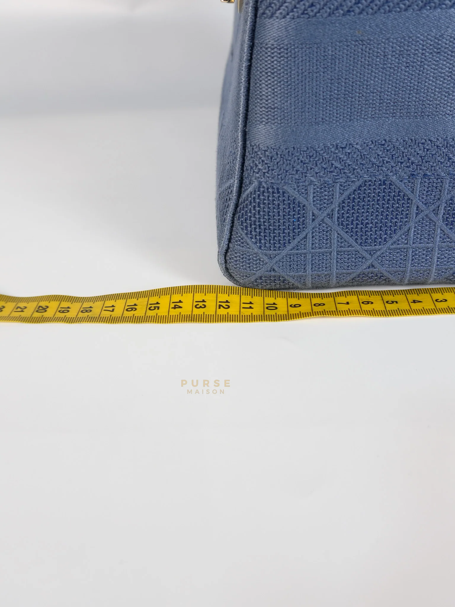 Christian Dior Lady Dior D-Lite Blue Medium Embroidered Cannage Quilt Canvas - Image 36