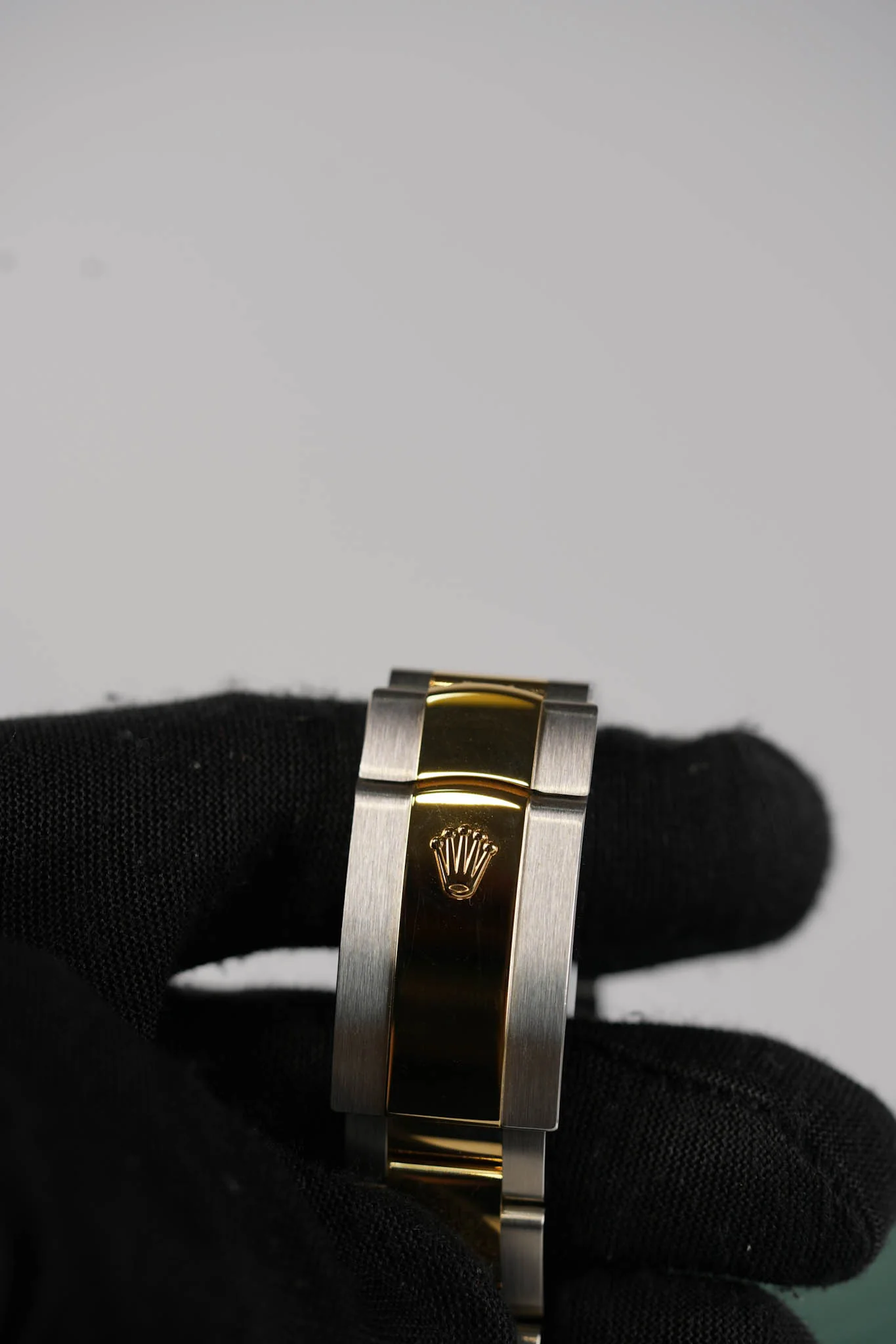 Rolex Datejust 36mm Two Tone White Dial Stainless Strap Year 2024 (Reference Number 126233) - Image 11