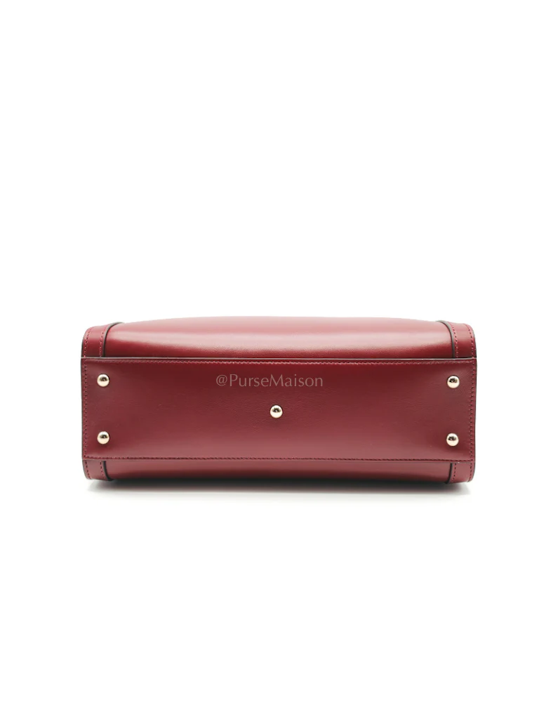 Gucci Diana Medium in Burgundy Smooth Calfskin Leather Crossbody Bag - Image 7