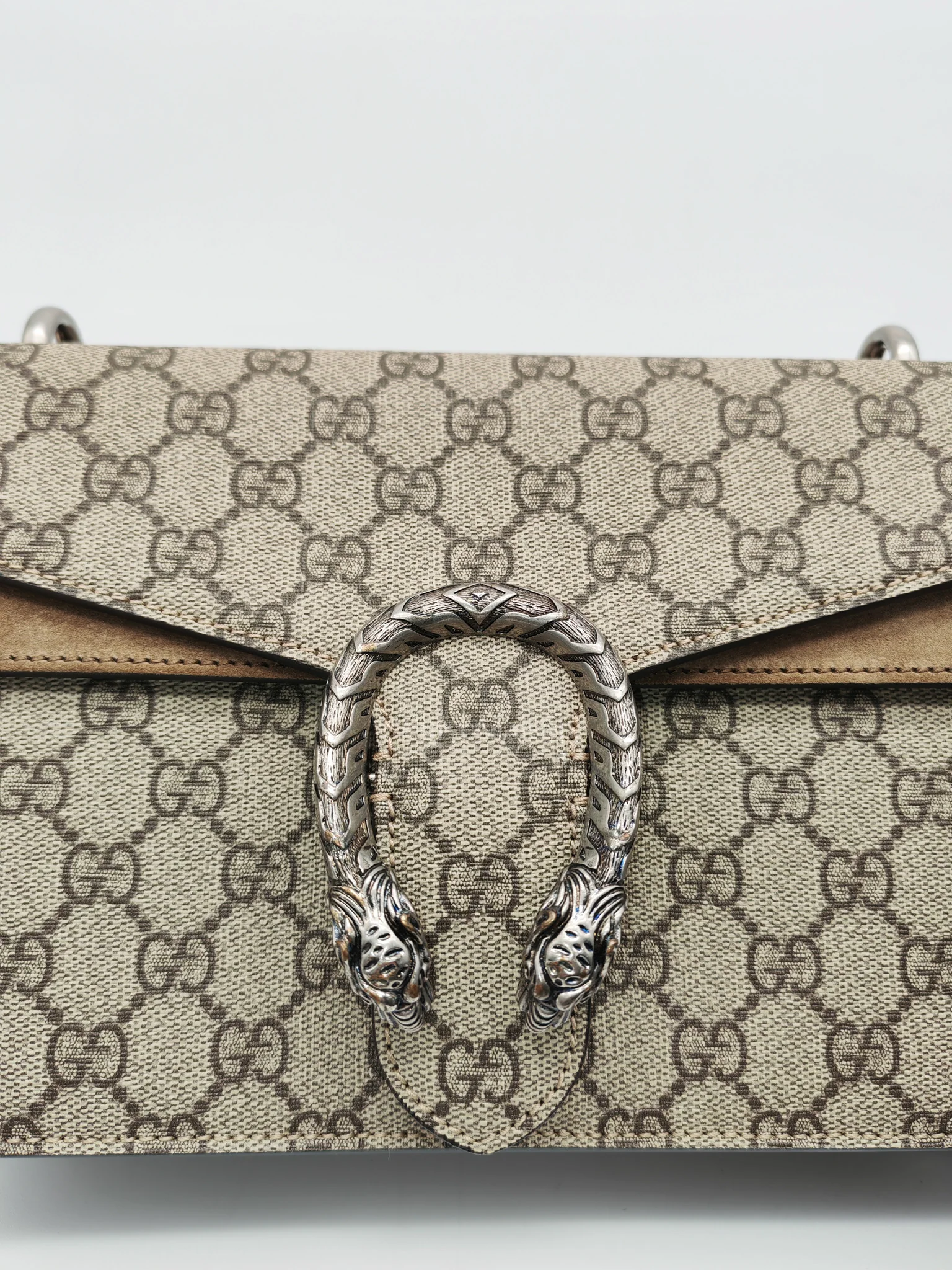 Gucci Dionysus Shoulder Bag in GG Supreme Canvas and Ruthenium Hardware - Image 12