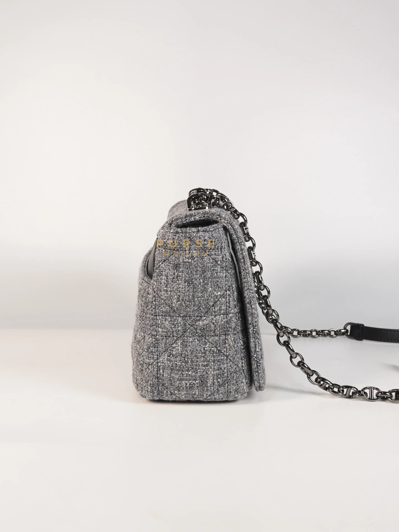 Christian Dior Caro Bag Medium in Macrocannage Quilted Linen - Image 6