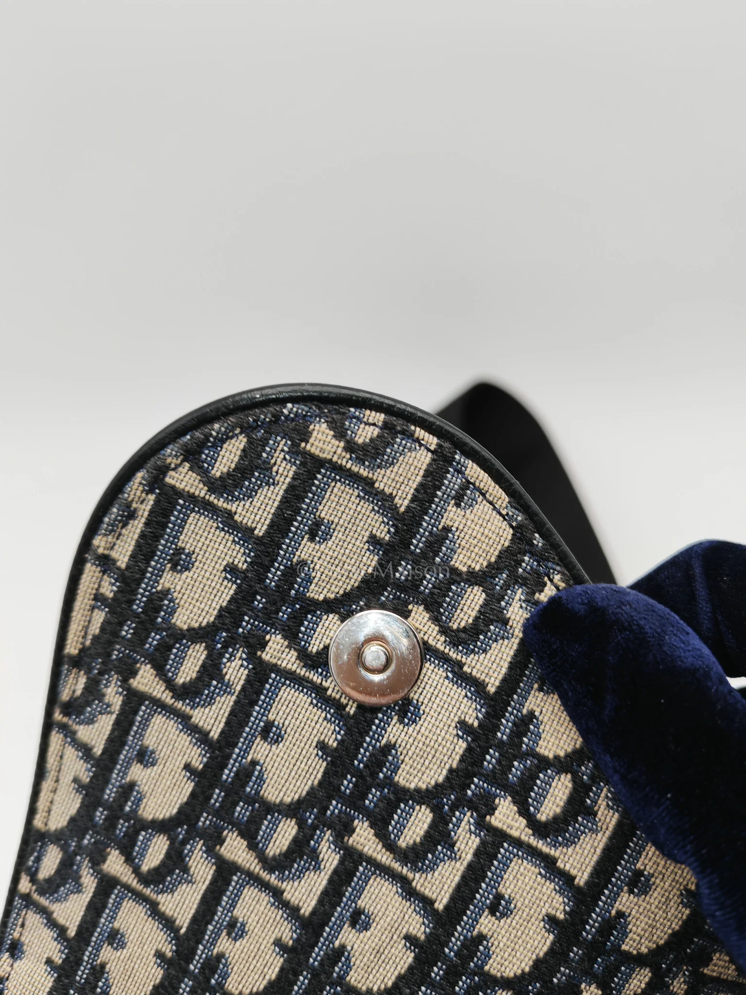 Christian Dior Saddle Chest Bag in Oblique Jacquard Canvas - Image 11