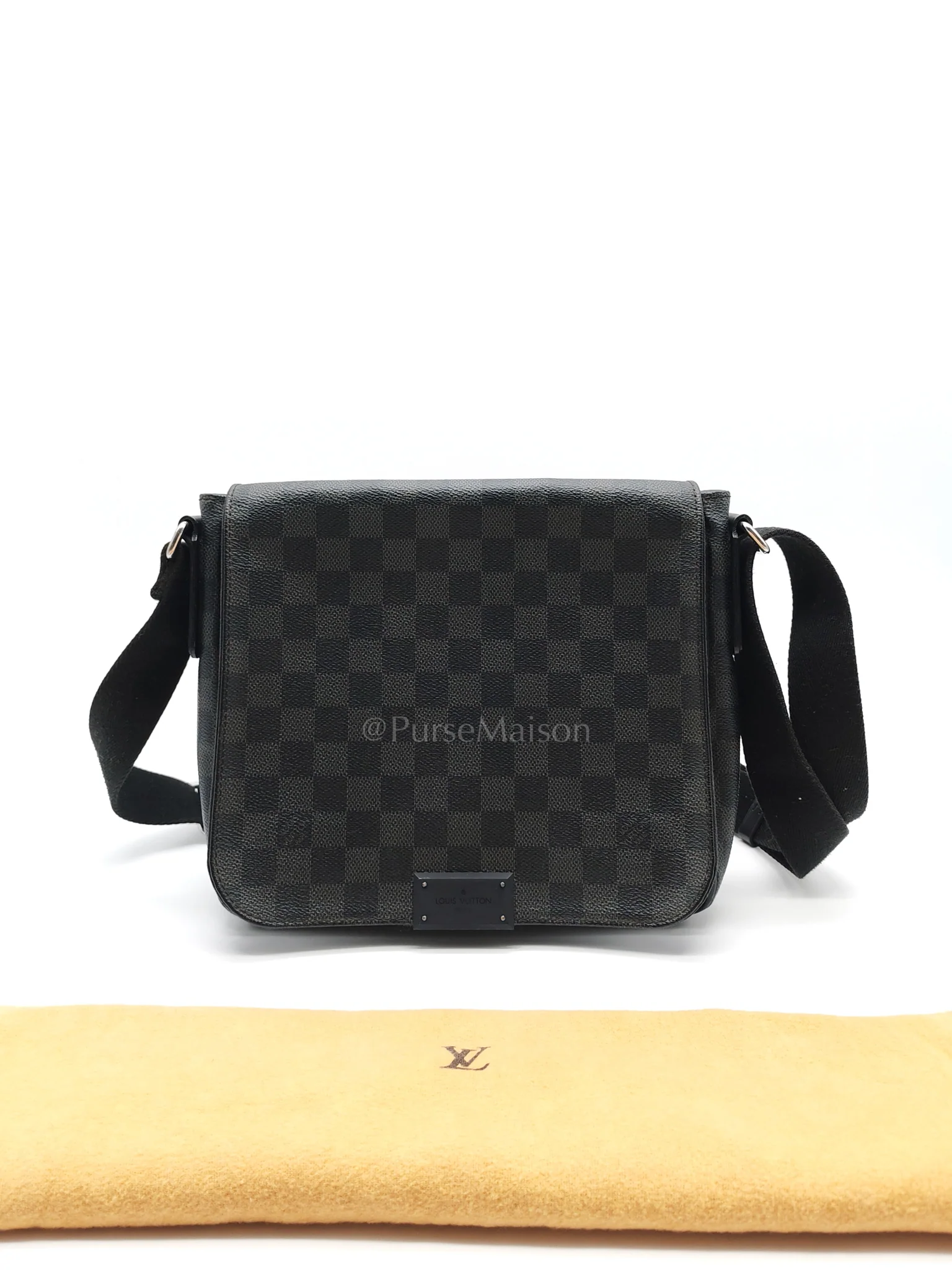 Louis Vuitton District PM Messenger Bag in Damier Graphite Canvas (Date Code: FL4105) - Image 32