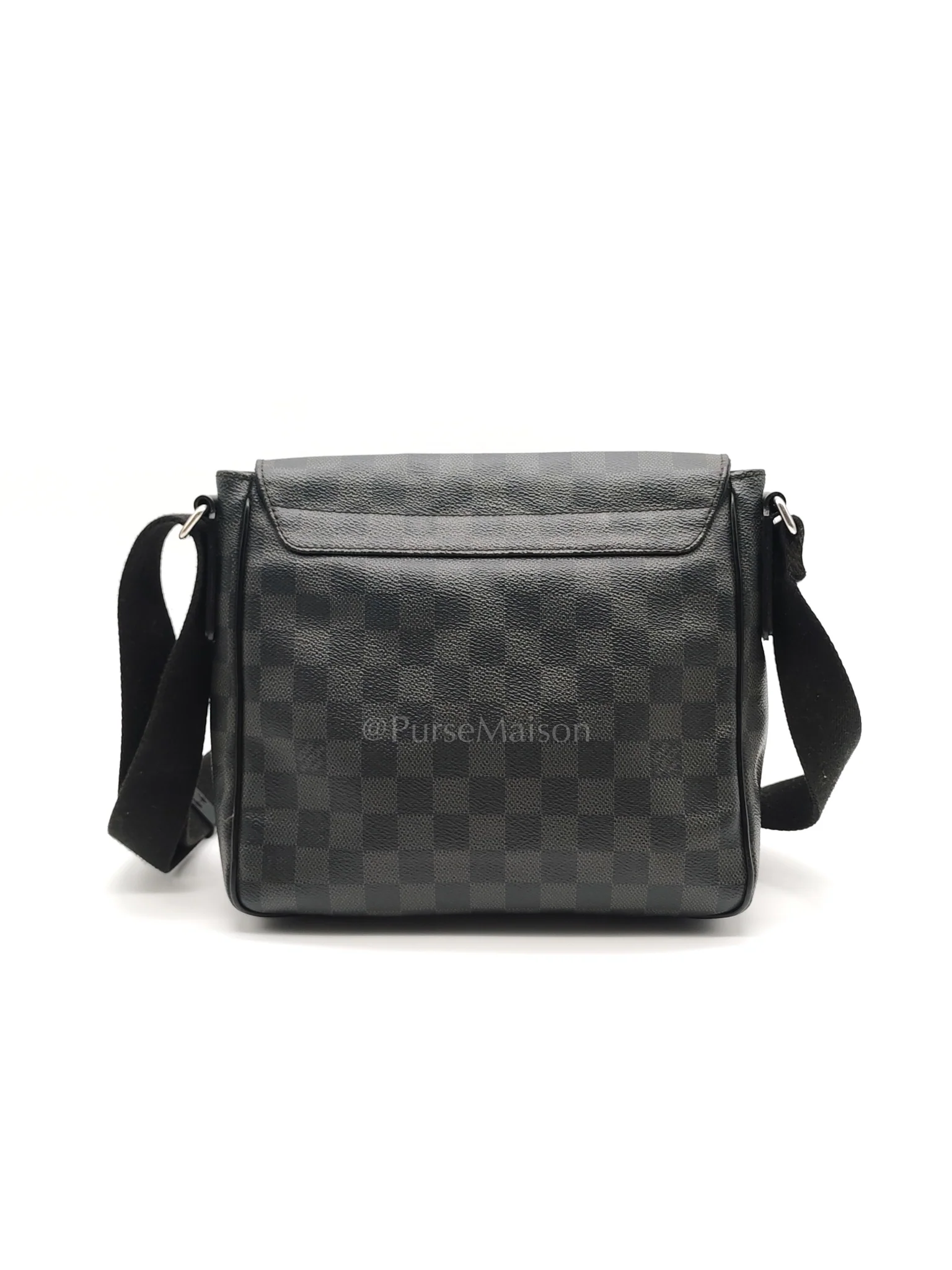 Louis Vuitton District PM Messenger Bag in Damier Graphite Canvas (Date Code: FL4105) - Image 4