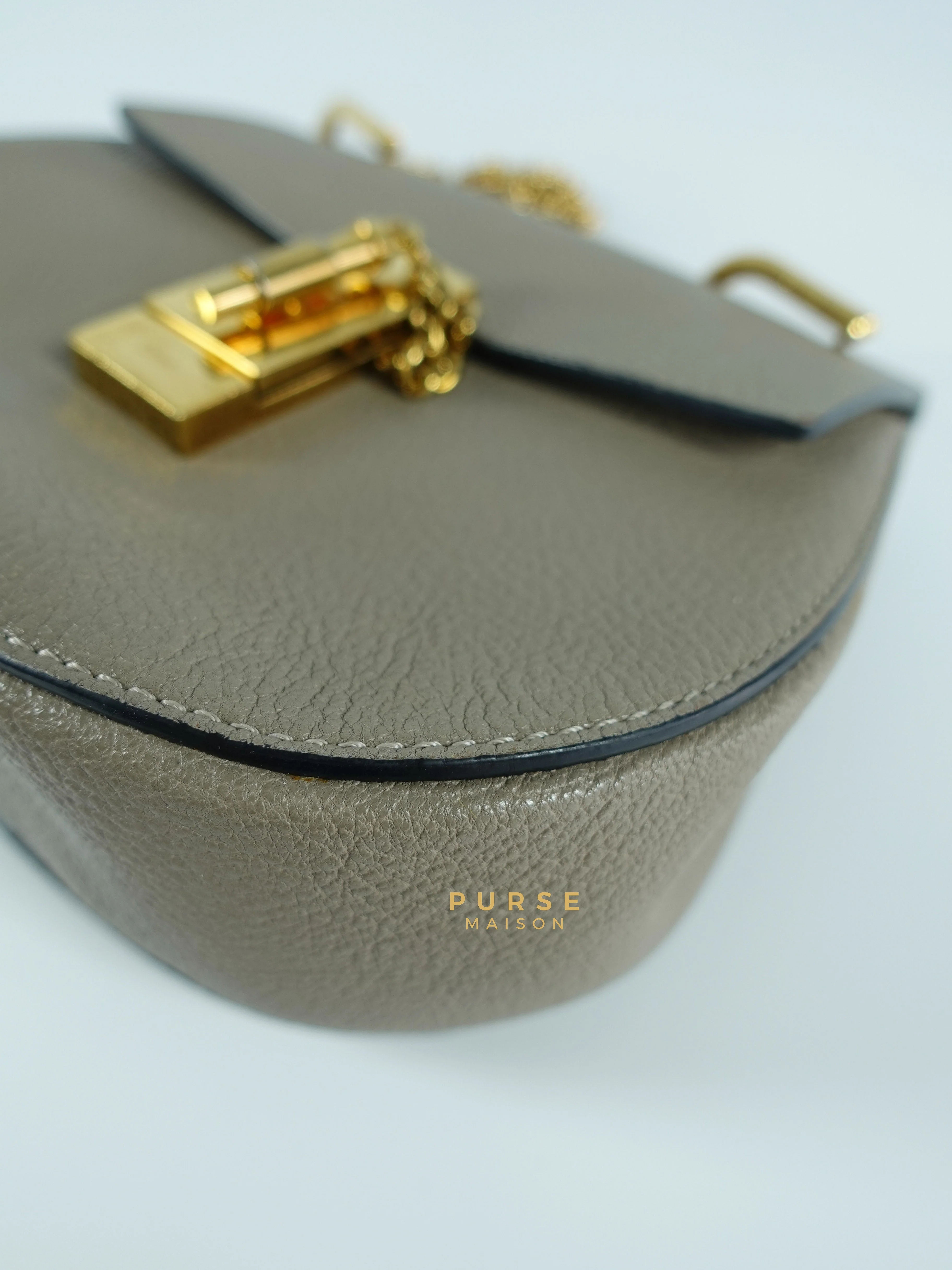 Chloe Drew Small Grey Chain Crossbody Bag - Image 14
