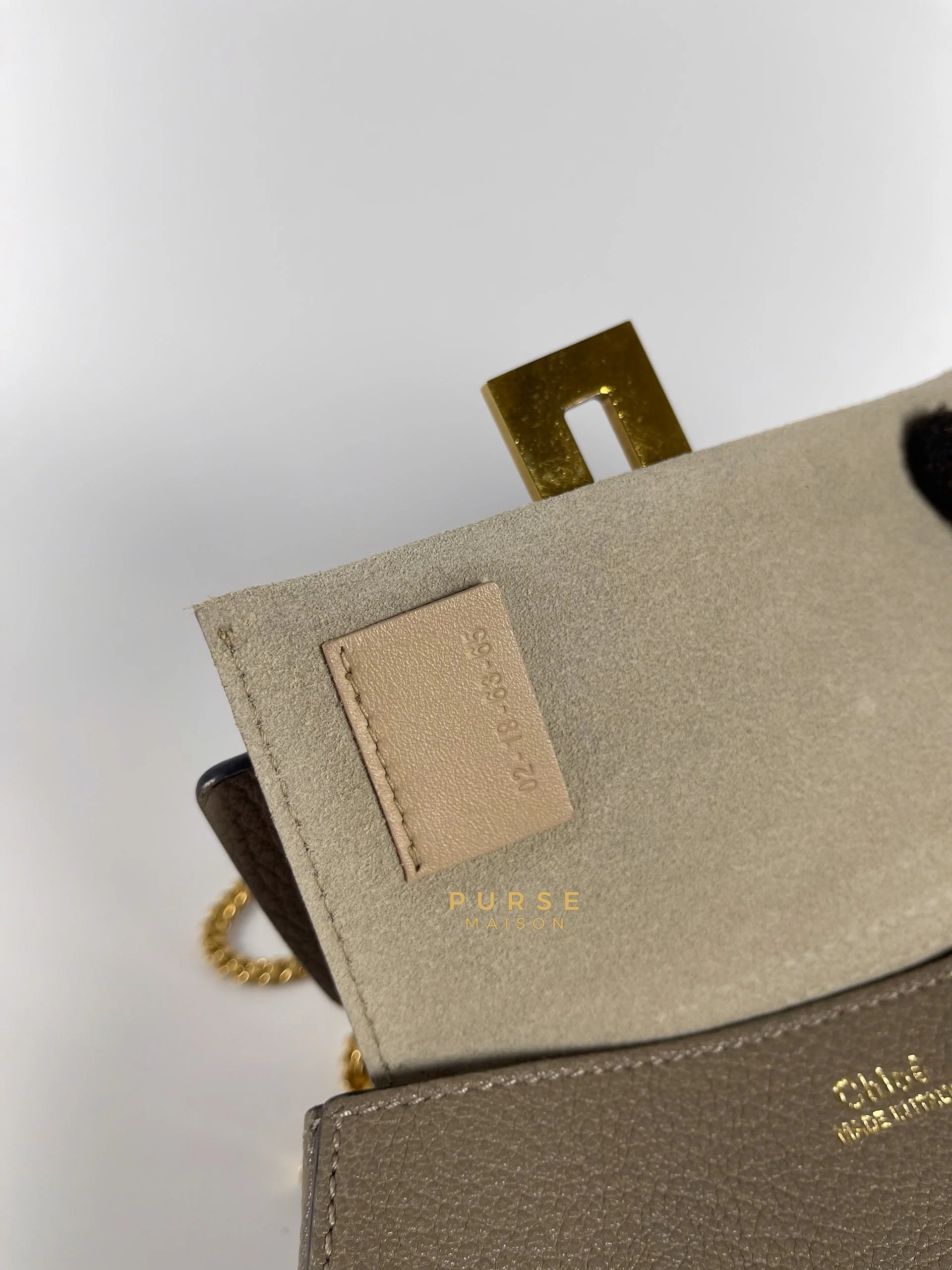 Chloe Drew Small Grey Chain Crossbody Bag - Image 22