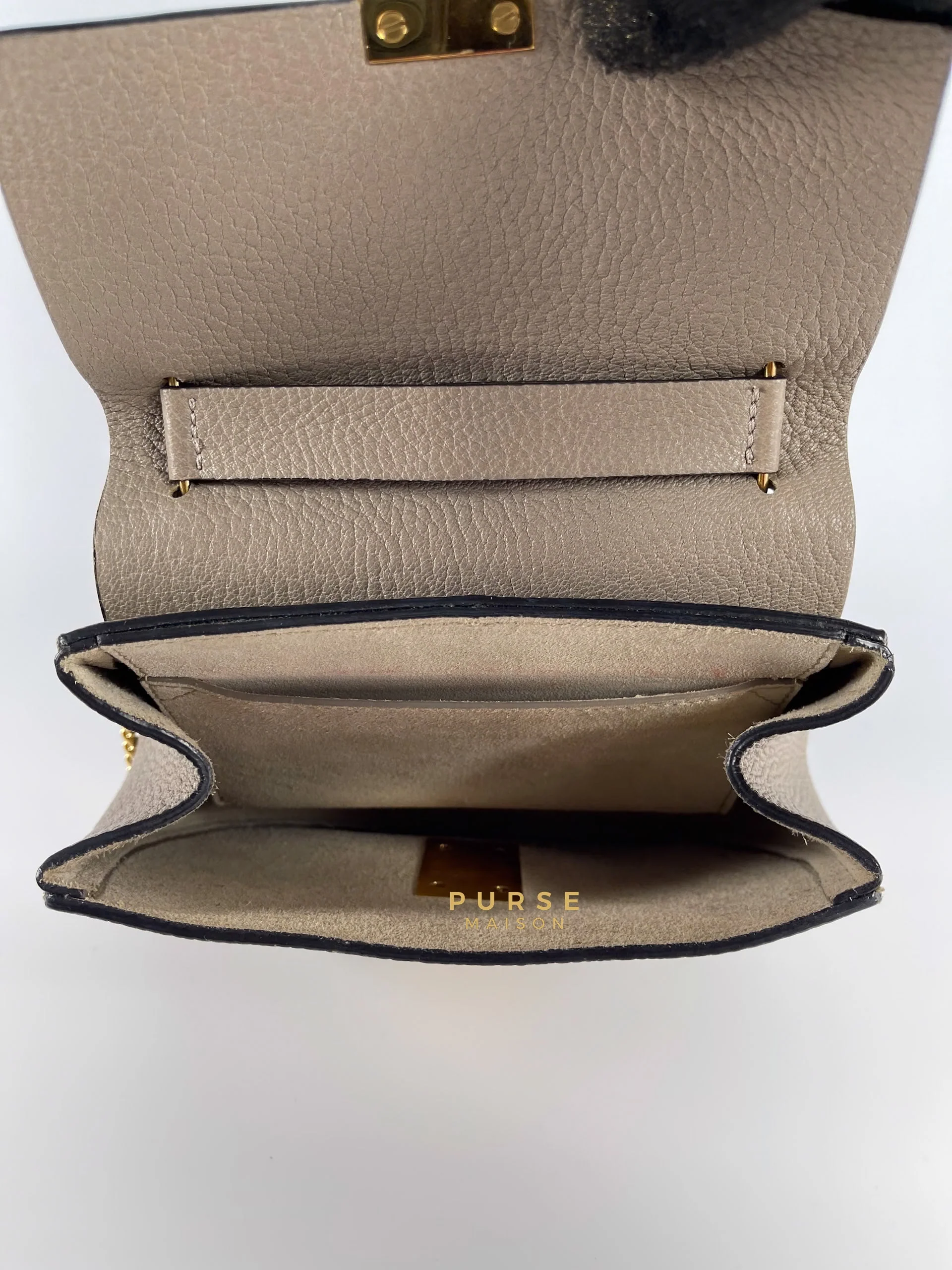 Chloe Drew Small Grey Chain Crossbody Bag - Image 23