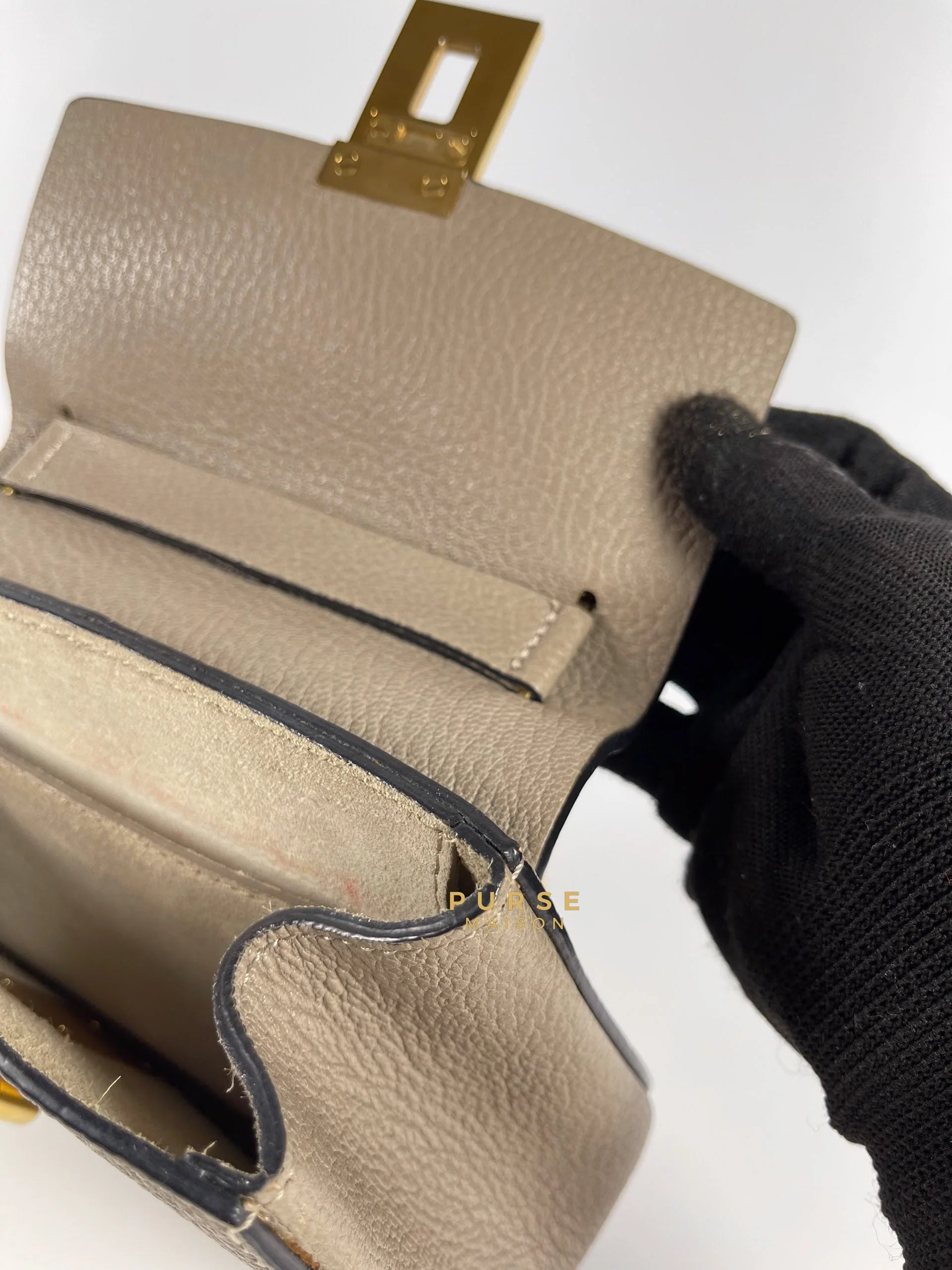 Chloe Drew Small Grey Chain Crossbody Bag - Image 28