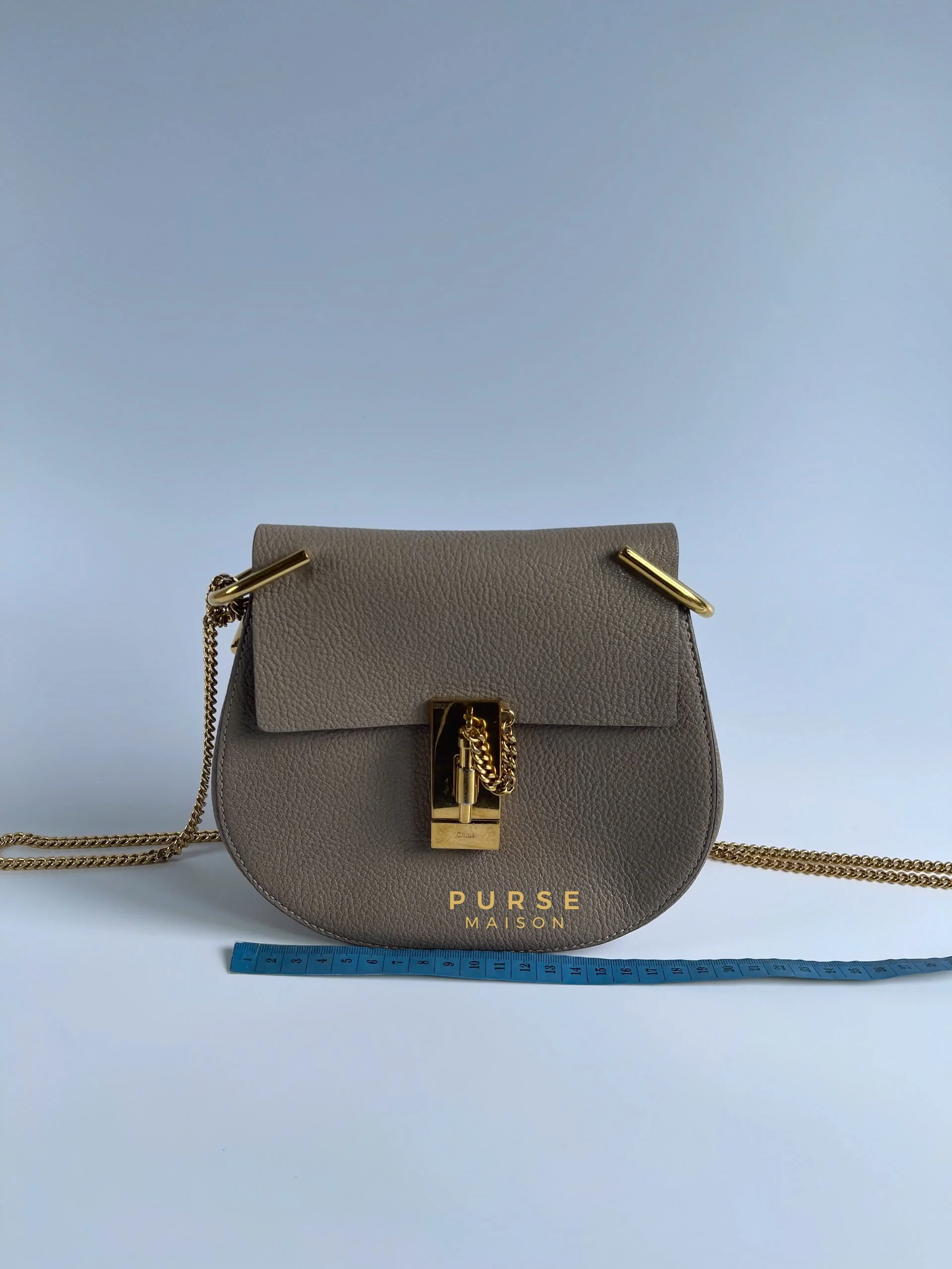 Chloe Drew Small Grey Chain Crossbody Bag - Image 34