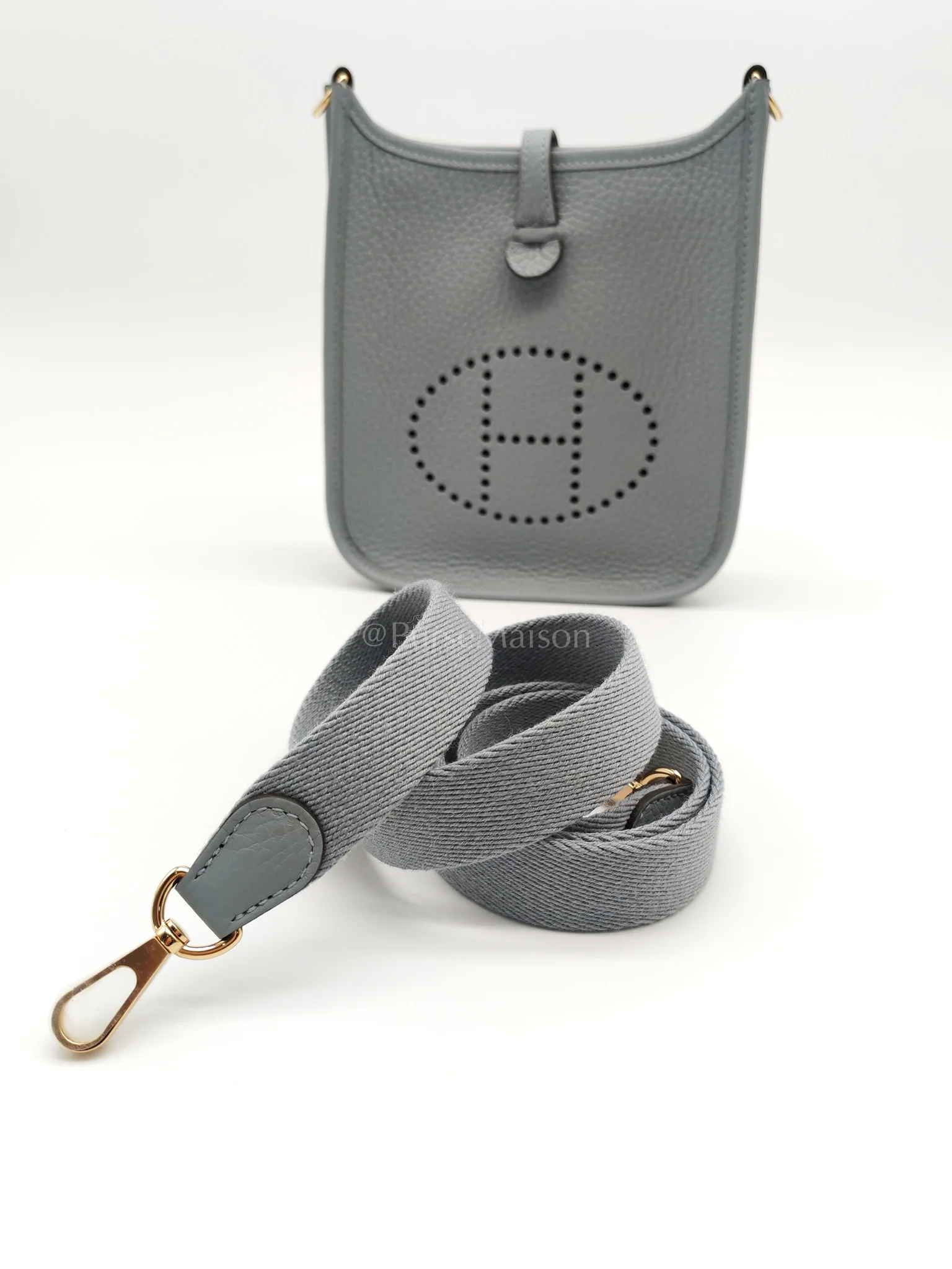 Hermes Evelyne 16 TPM in Gris Pantin Clemence Leather Gold Hardware Stamp K (2025) - Image 15