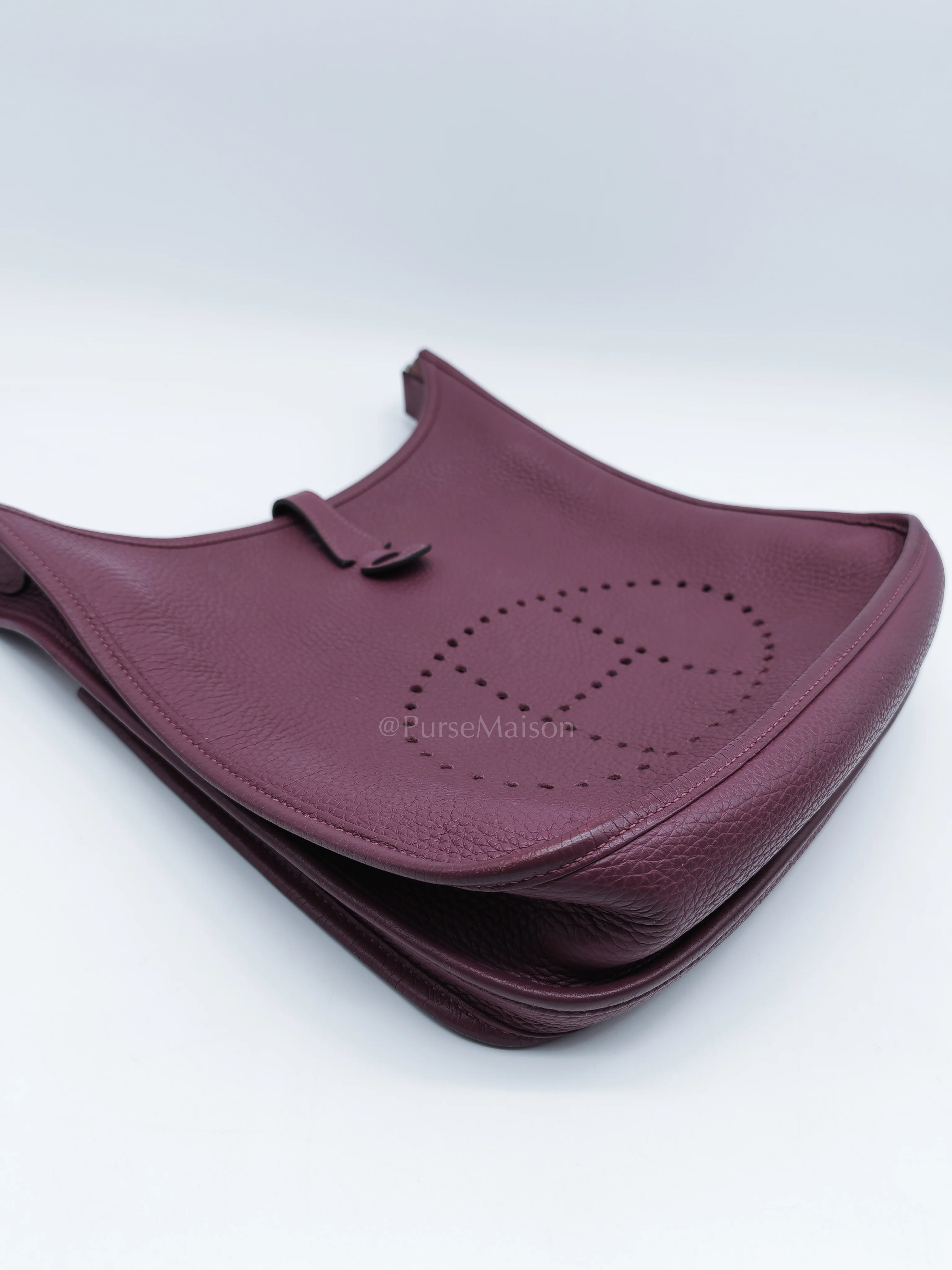 Hermes Evelyne PM in Anemone Taurillom Clemence Leather & Palladium Hardware Stamp Square R (2014) - Image 8
