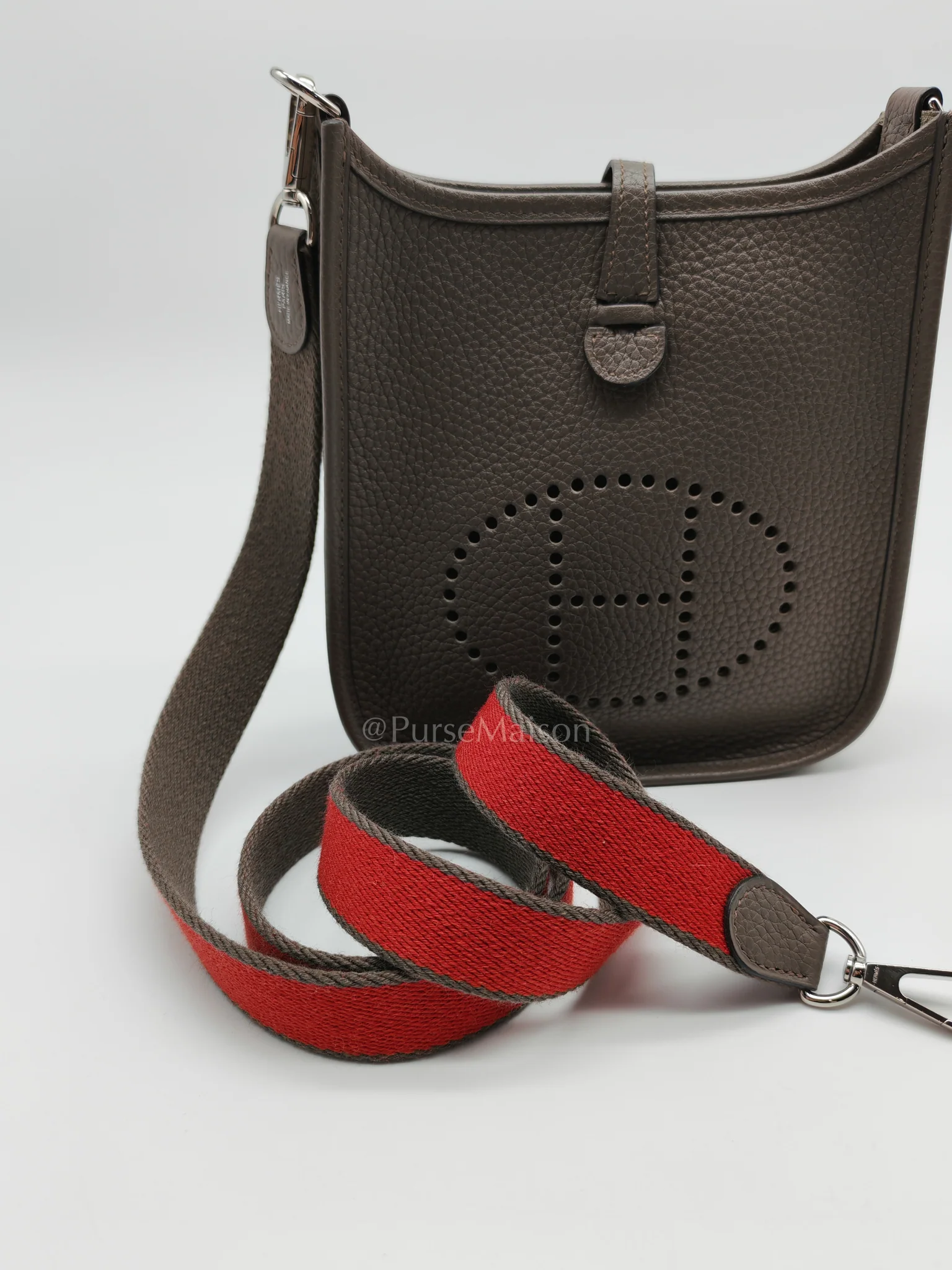 Hermes Evelyne TPM Etain in Clemence Leather and Palladium Hardware Bi-color Strap Stamp T (2015) - Image 12