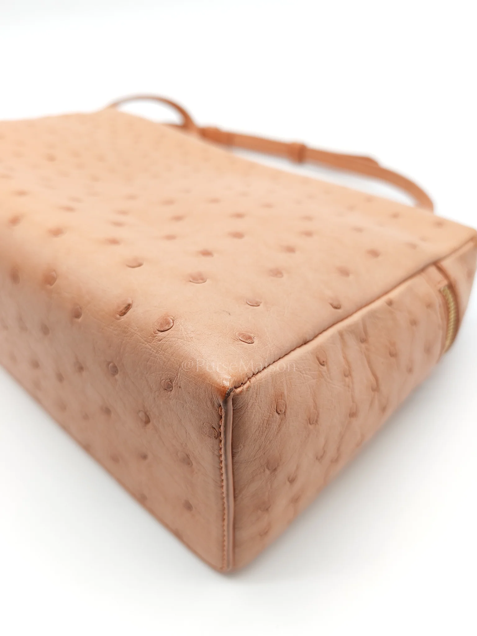 Loro Piana Extra Pocket L27 Pouch in Coral Pink Ostrich Leather & Gold Hardware - Image 14