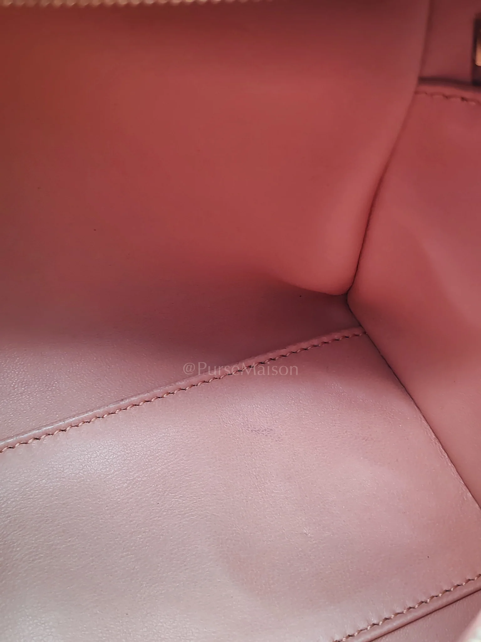 Loro Piana Extra Pocket L27 Pouch in Coral Pink Ostrich Leather & Gold Hardware - Image 29