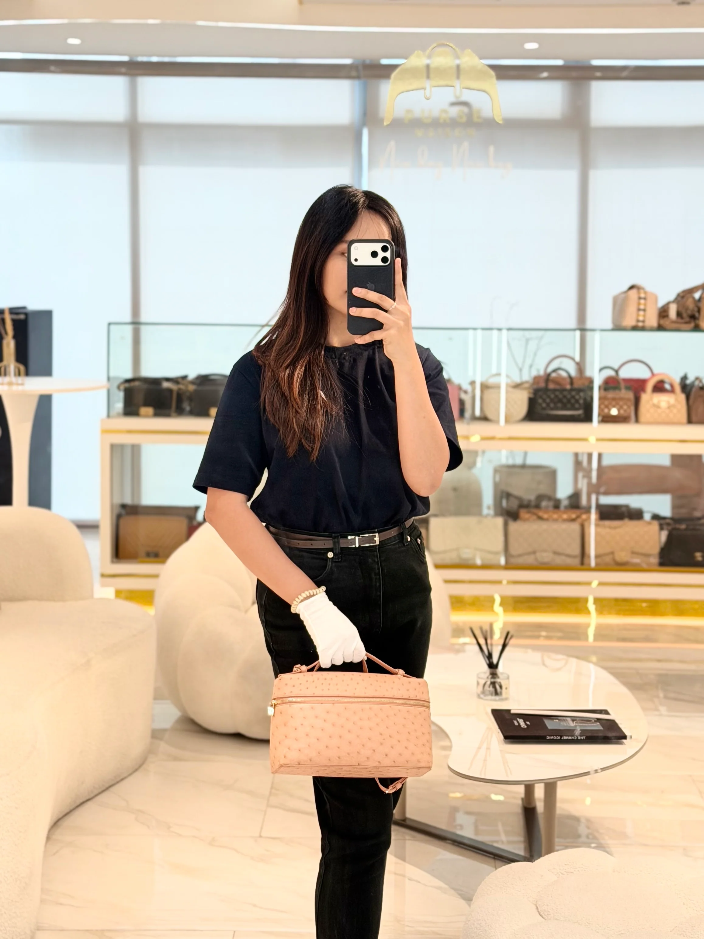 Loro Piana Extra Pocket L27 Pouch in Coral Pink Ostrich Leather & Gold Hardware - Image 35