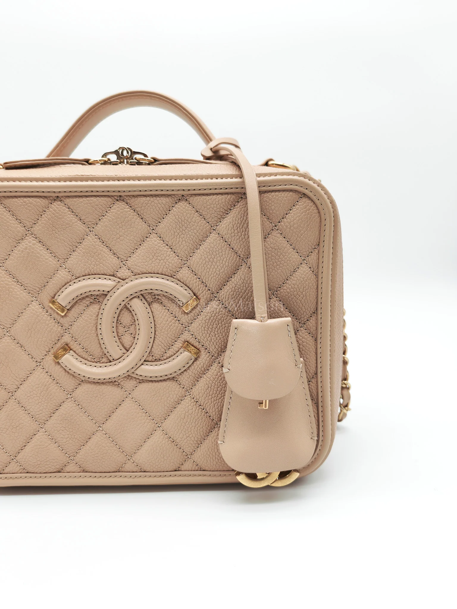 Chanel Filigree Vanity Case Large Beige Caviar Leather in Aged Gold Hardware (Series 24) - Image 13
