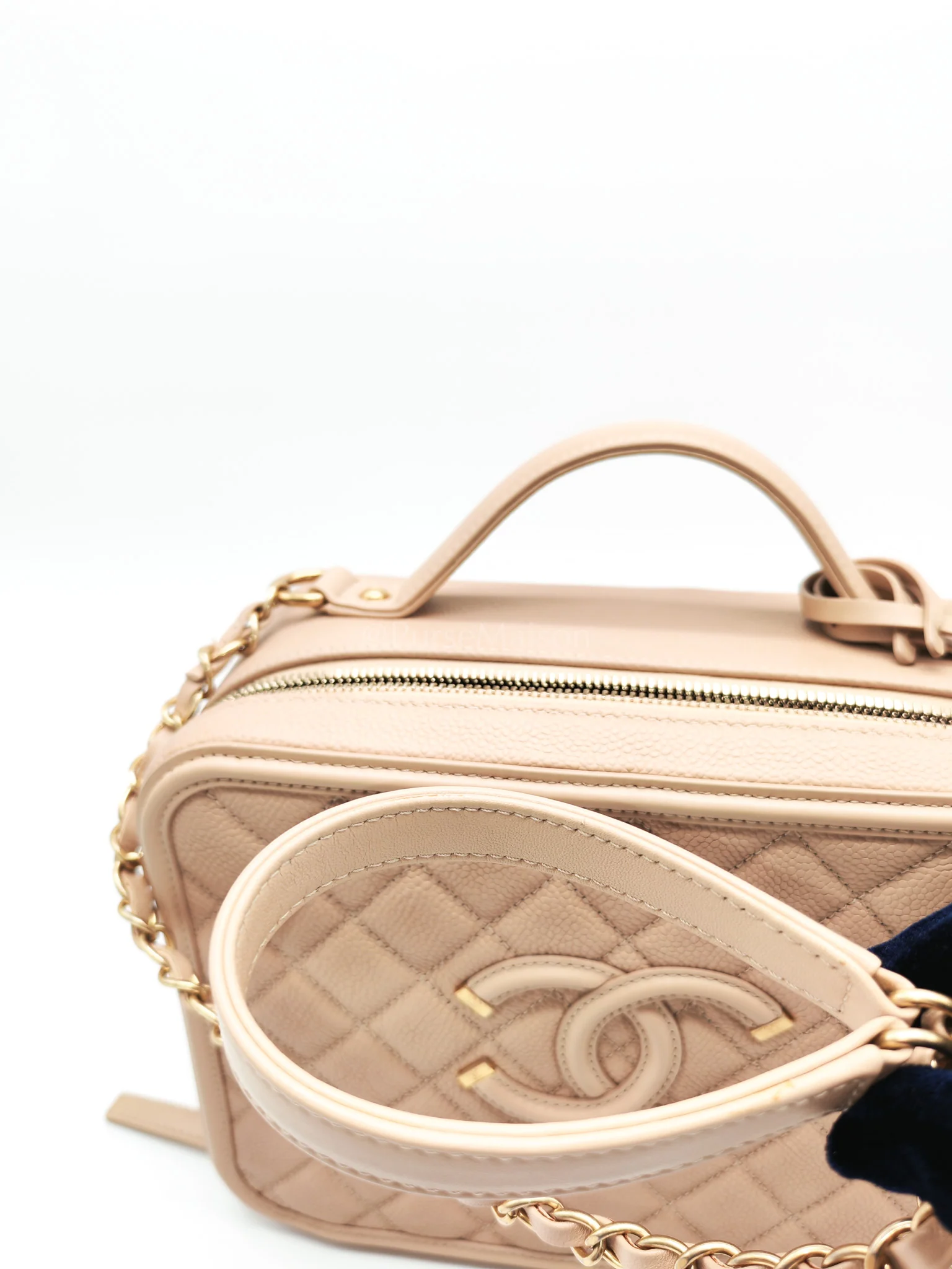 Chanel Filigree Vanity Case Large Beige Caviar Leather in Aged Gold Hardware (Series 24) - Image 21