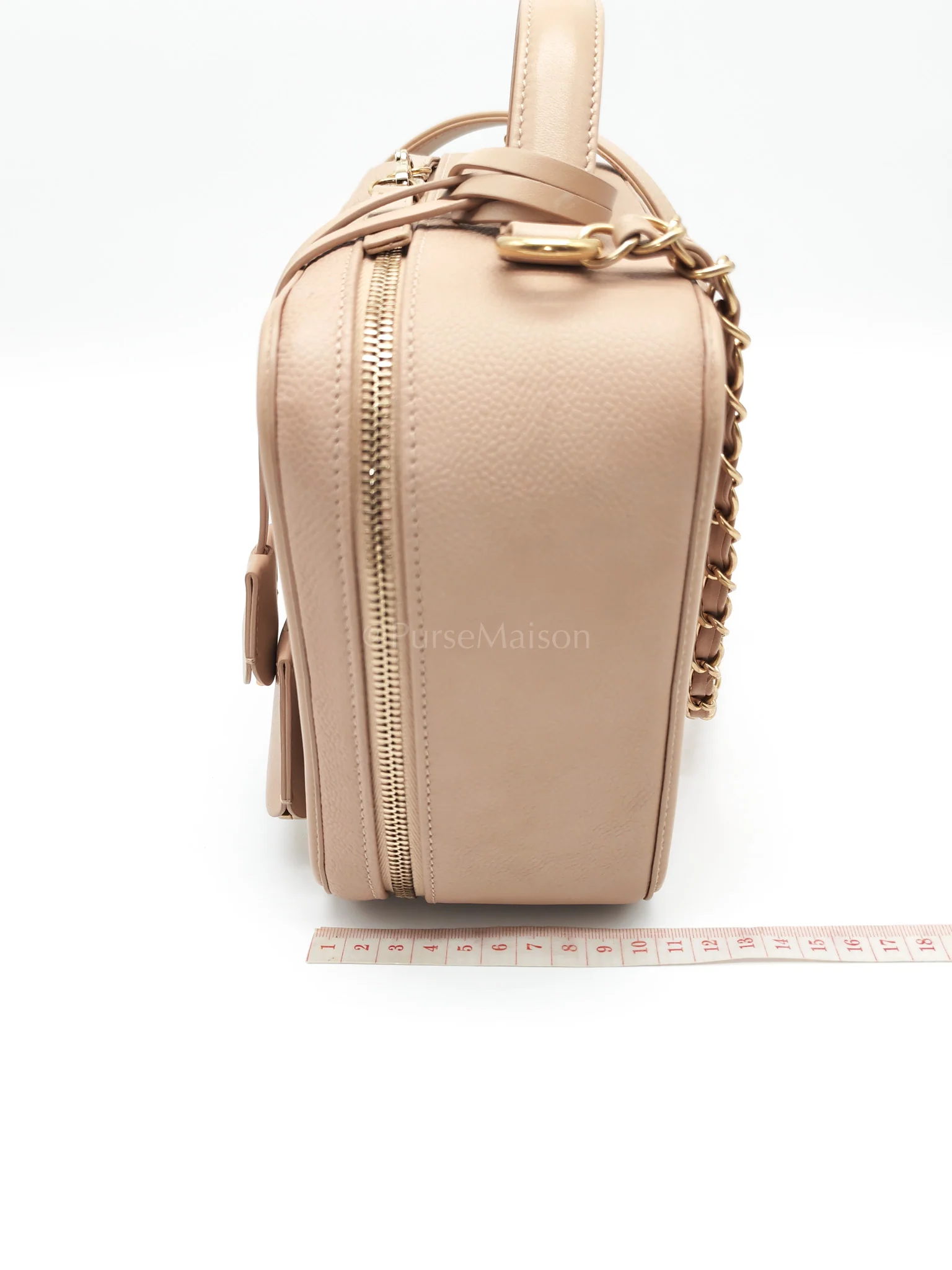 Chanel Filigree Vanity Case Large Beige Caviar Leather in Aged Gold Hardware (Series 24) - Image 31