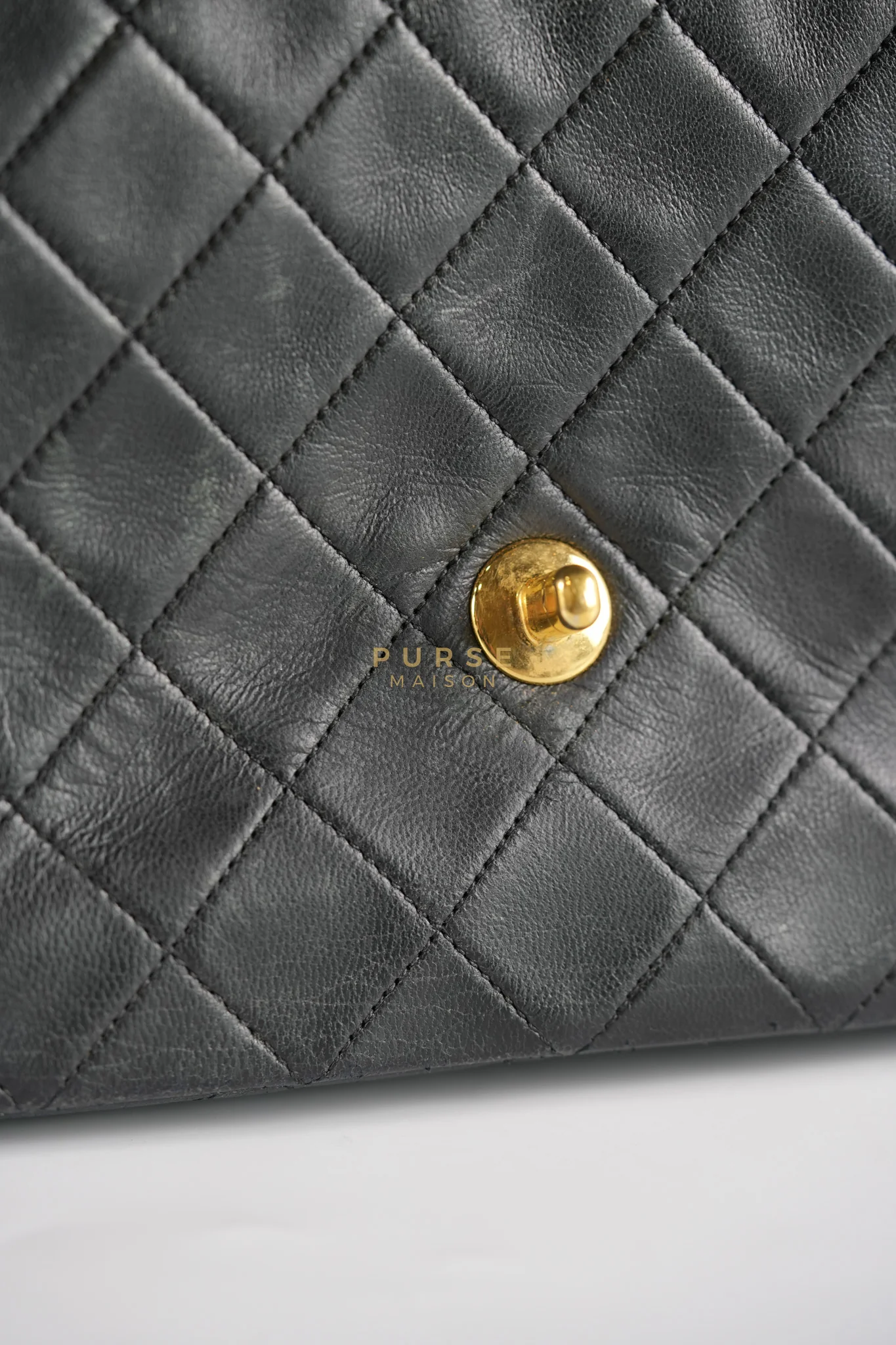 Chanel Classic Square Flap Bag in Black Quilted Lambskin Leather and 24k Gold Hardware Series 1 - Image 33