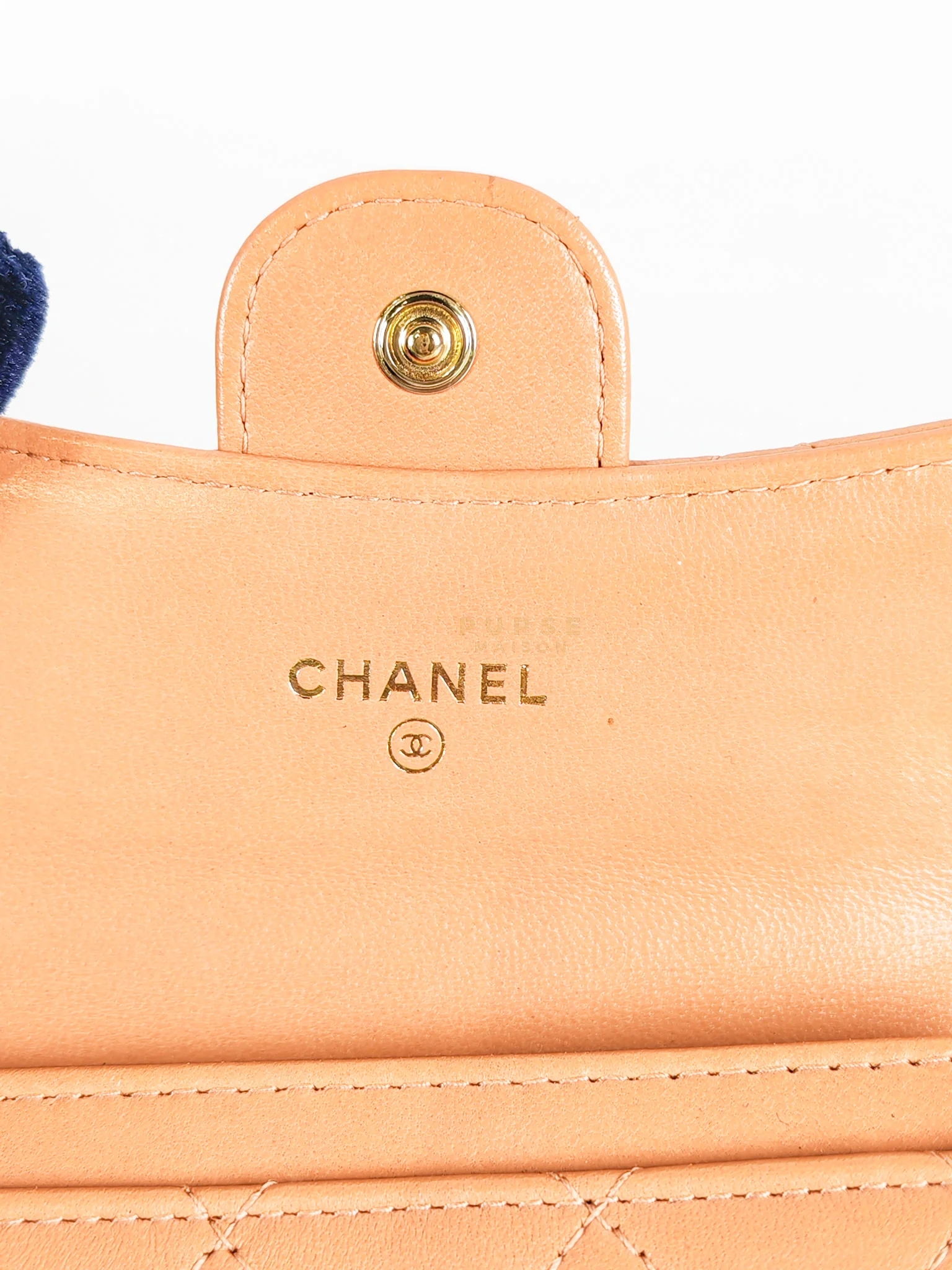 Chanel Classic Flap Card Holder in Peach Lambskin Leather and Light Gold Hardware Series 25 - Image 14