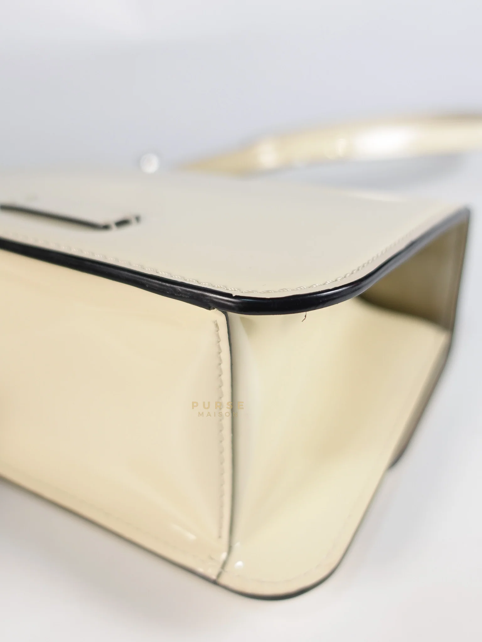 Valentino Garavani V-Logo& Almond Beige Patent Small Crossbody Bag - Image 14