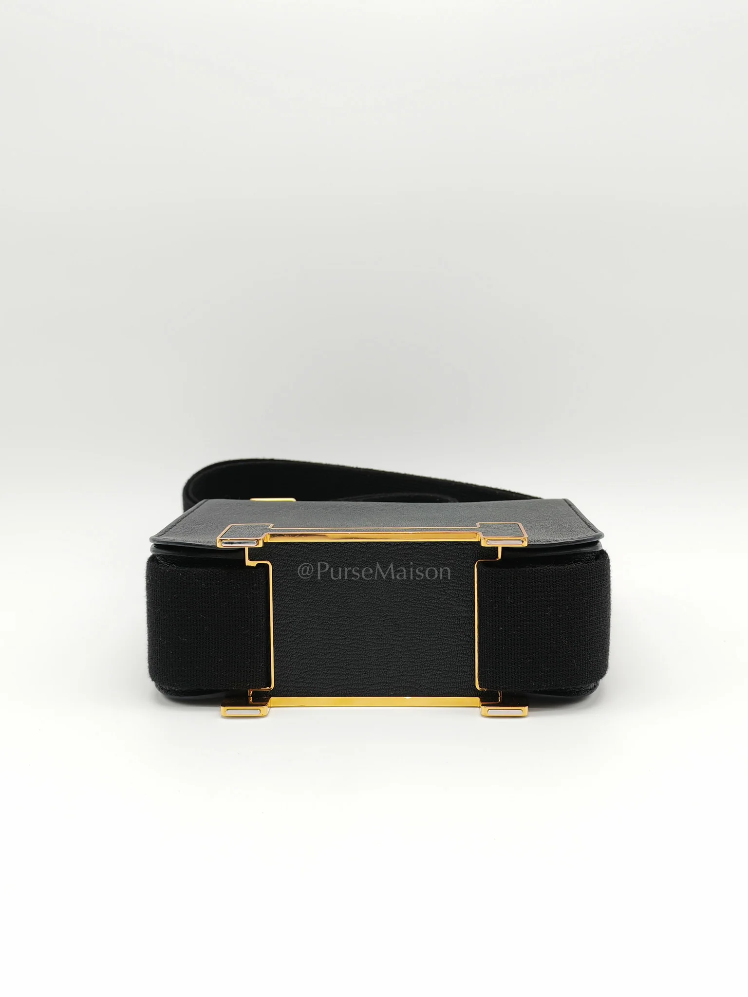 Hermes Geta in Black Chevre Mysore Leather & Gold Hardware Stamp B(2023) - Image 7