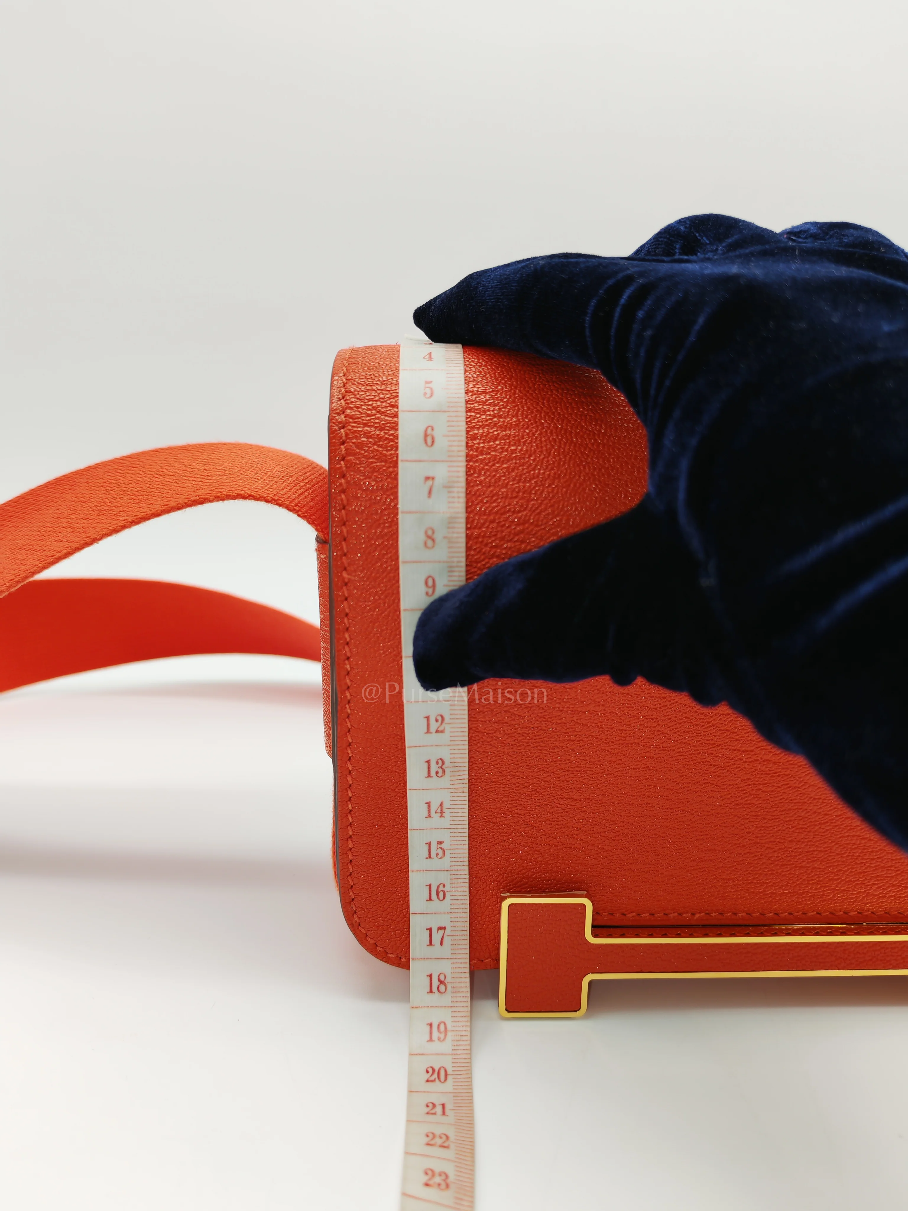 Hermes Geta in Capucine Chevre Mysore Leather & Gold Hardware Stamp U (2022) - Image 19