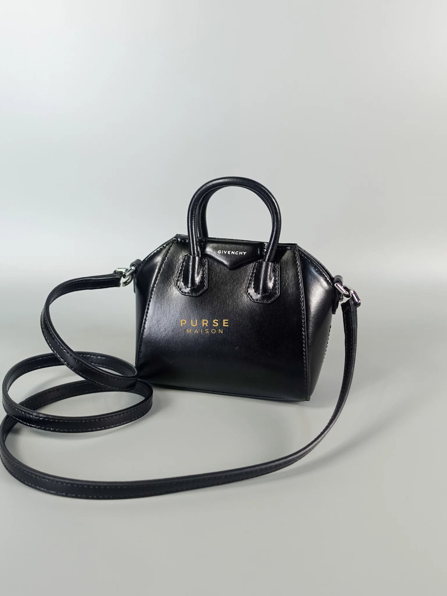 Givenchy Antigona Micro in Black Smooth Calfskin Leather - Image 3