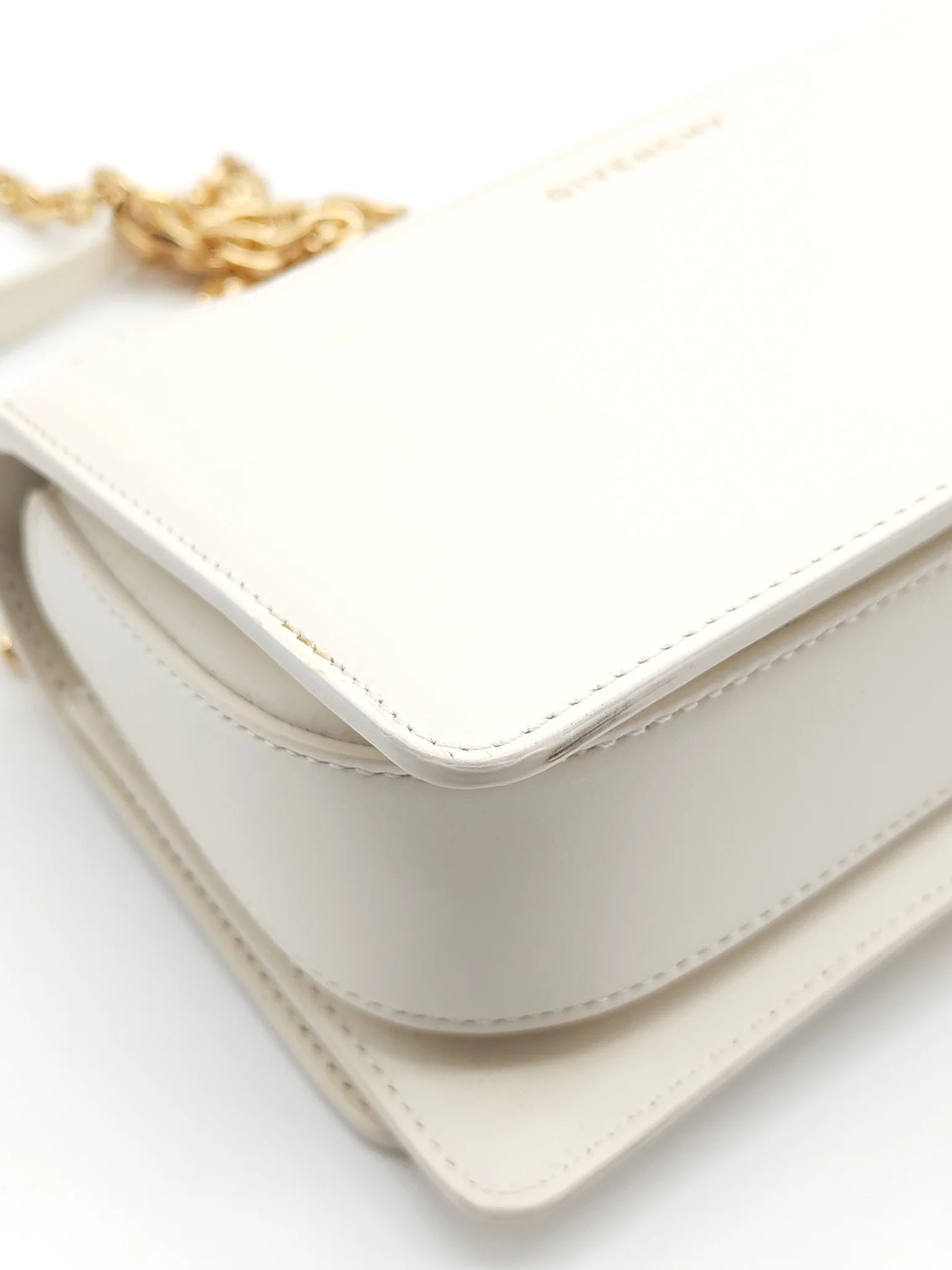 Givenchy Small 4G Sliding Chain Ivory White Shoulder Bag - Image 12
