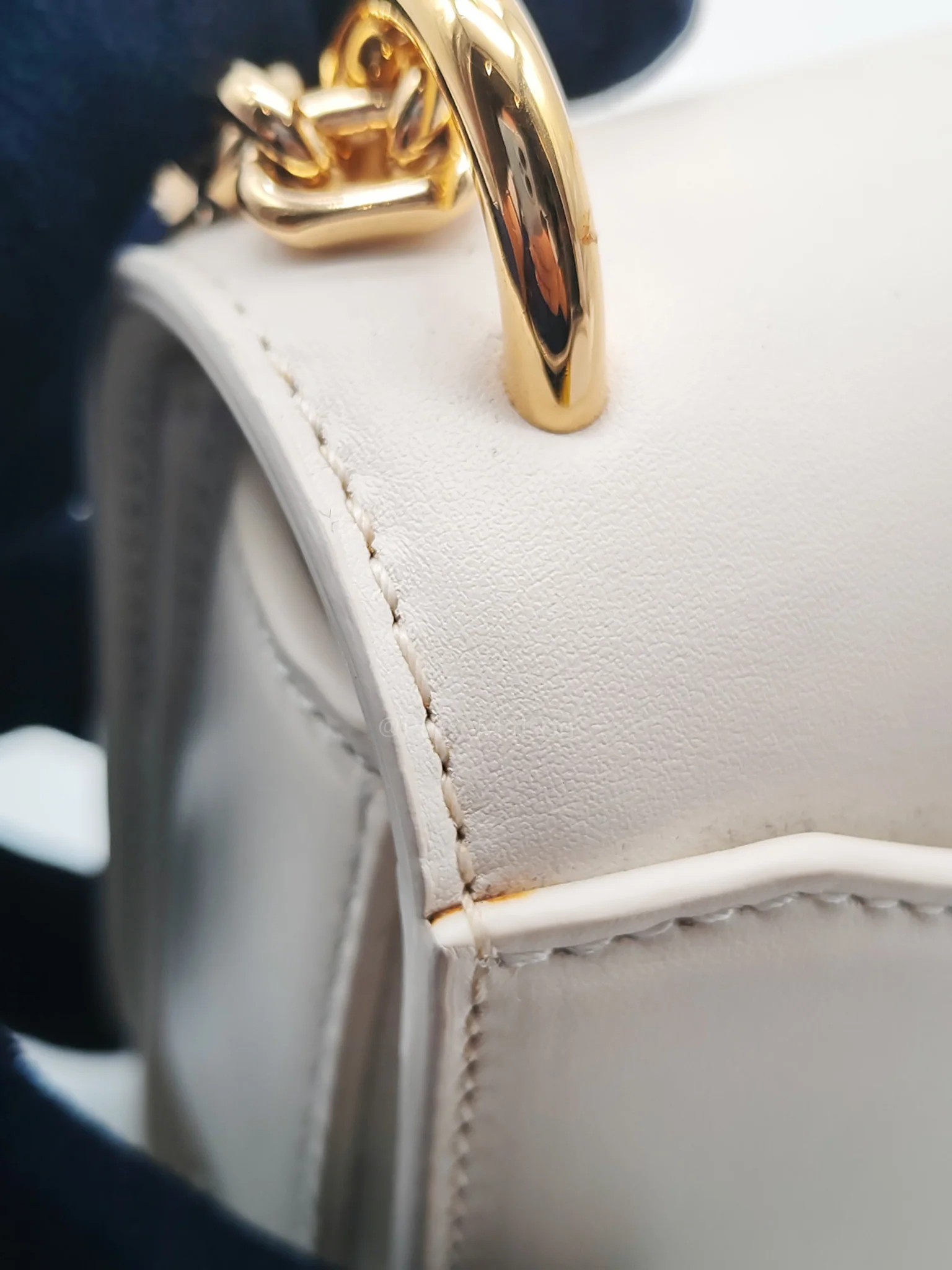 Givenchy Small 4G Sliding Chain Ivory White Shoulder Bag - Image 17
